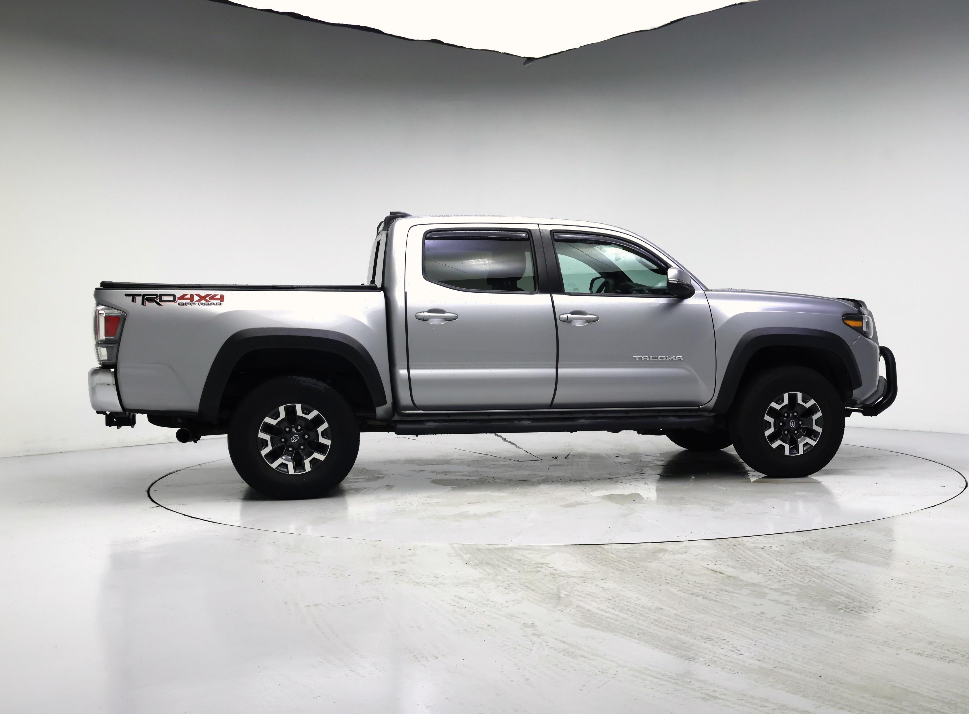 Thumbnail: 2021 Toyota Tacoma - 7