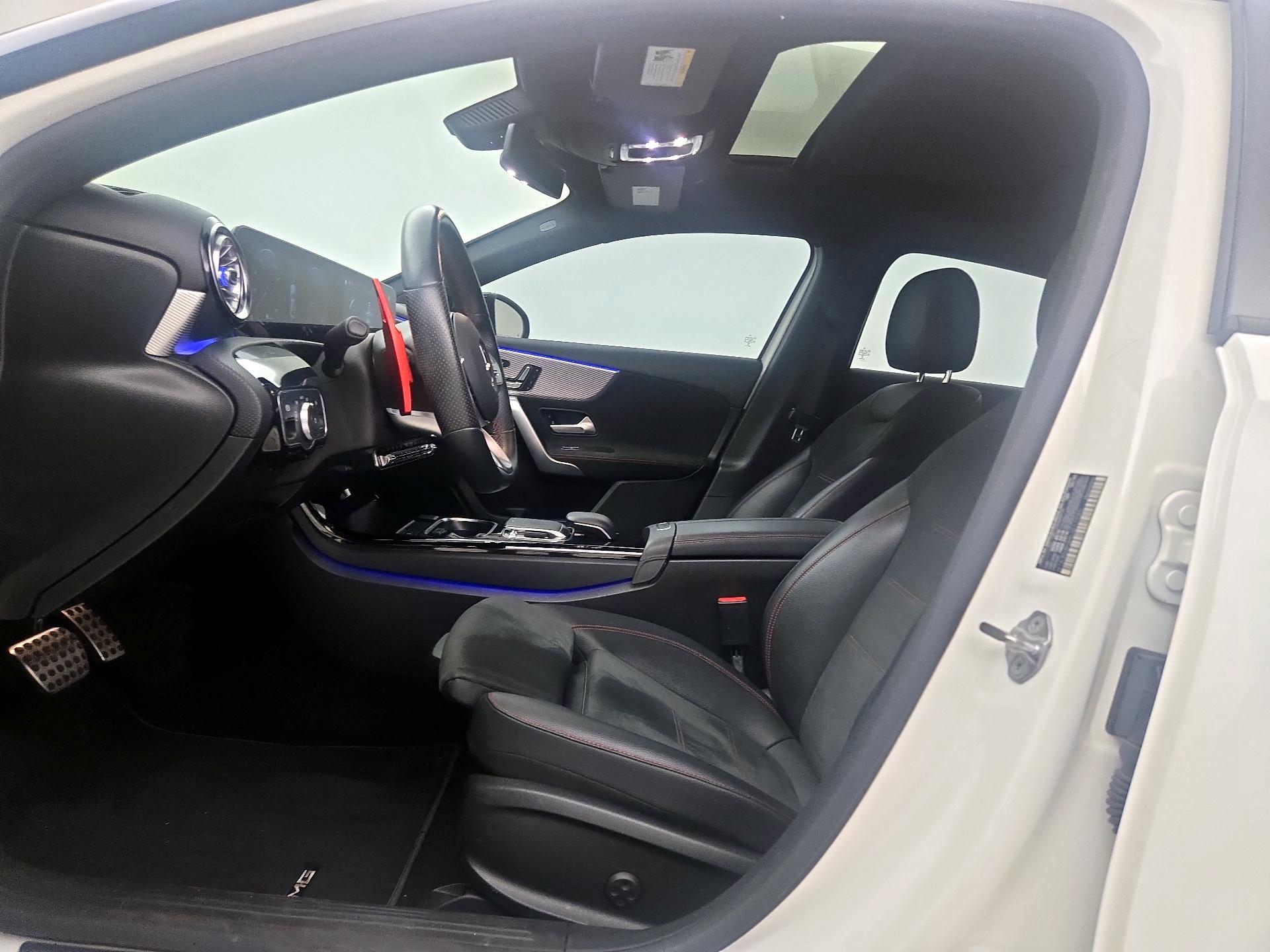 Thumbnail: 2020 Mercedes-Benz A-Class - 11
