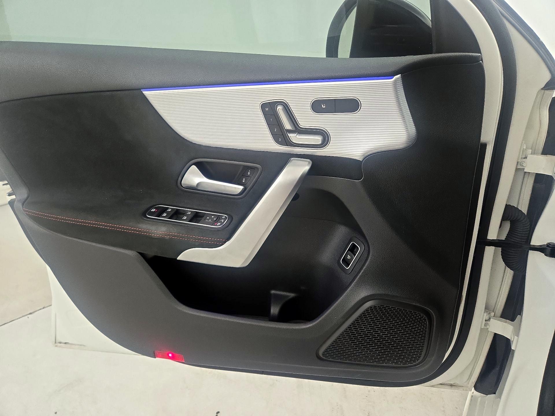 Thumbnail: 2020 Mercedes-Benz A-Class - 12