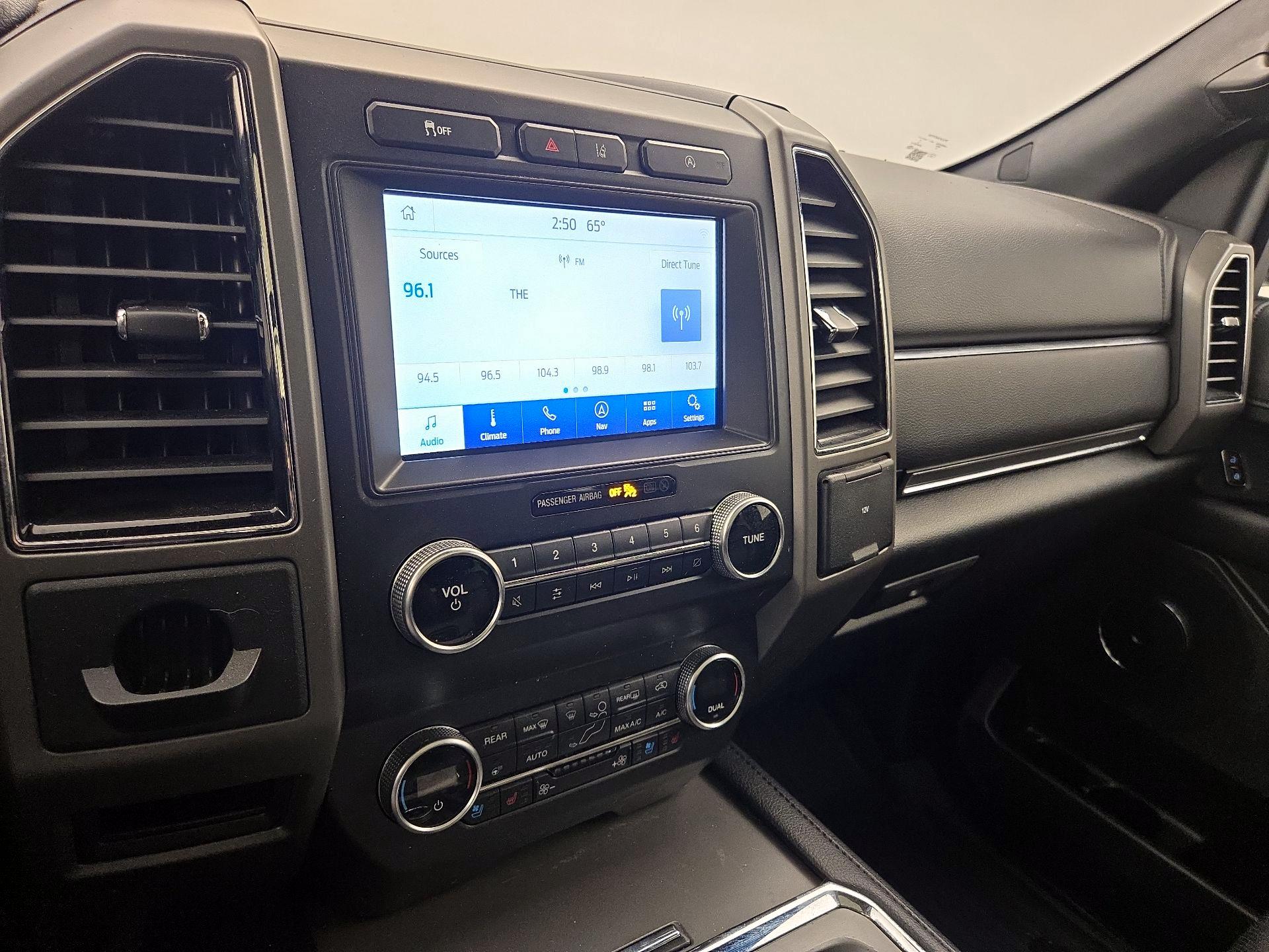 Thumbnail: 2020 Ford Expedition - 16