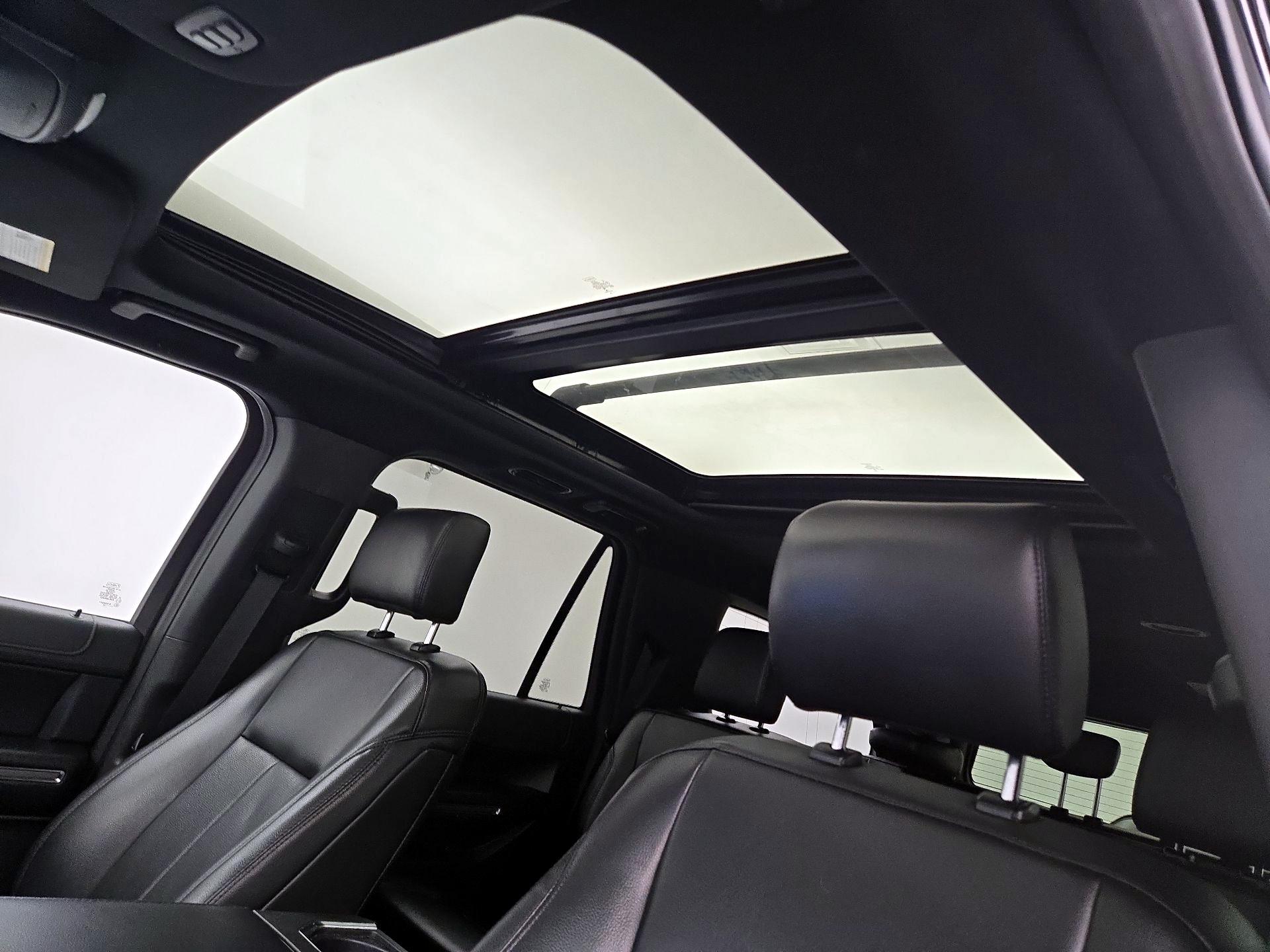 Thumbnail: 2020 Ford Expedition - 20
