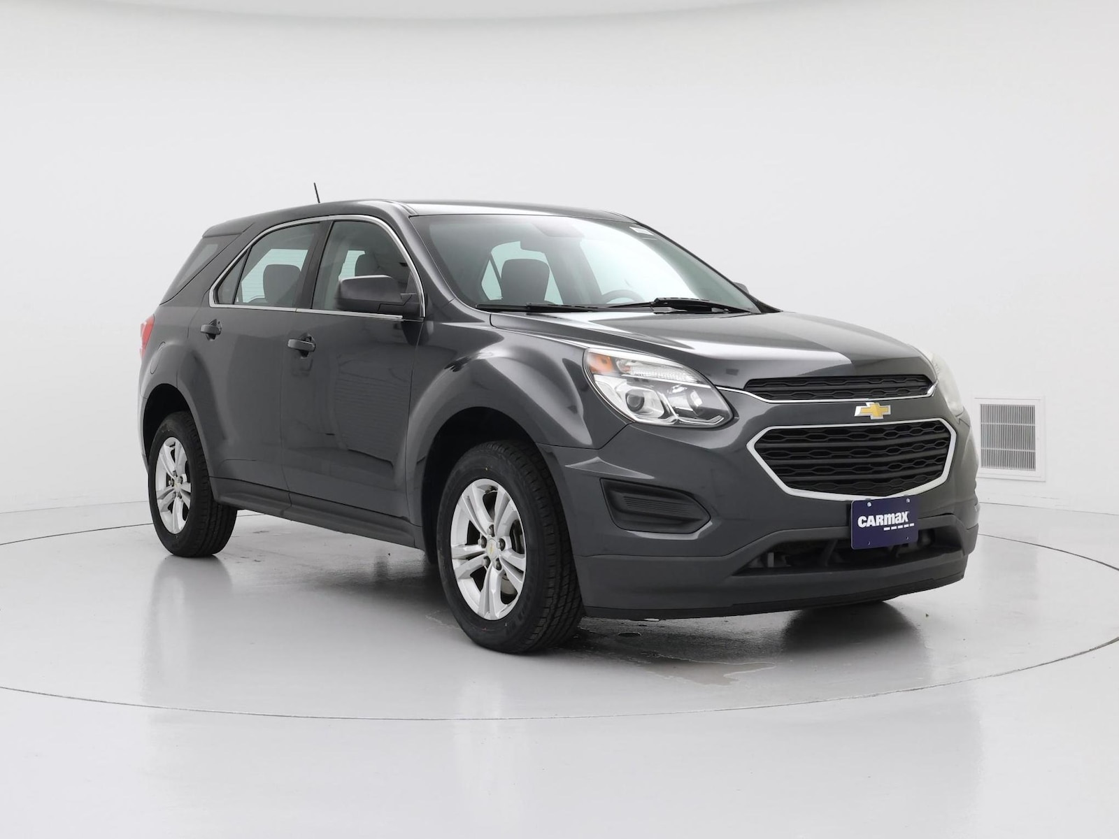 2017 Chevrolet Equinox LS - Photo 2