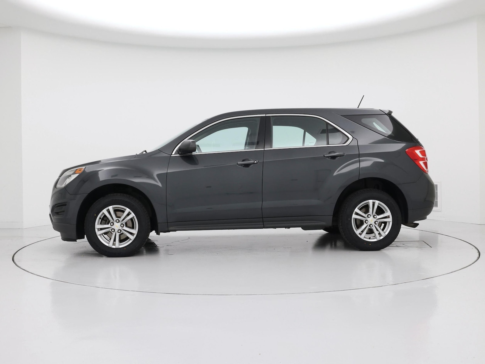 2017 Chevrolet Equinox LS - Photo 4