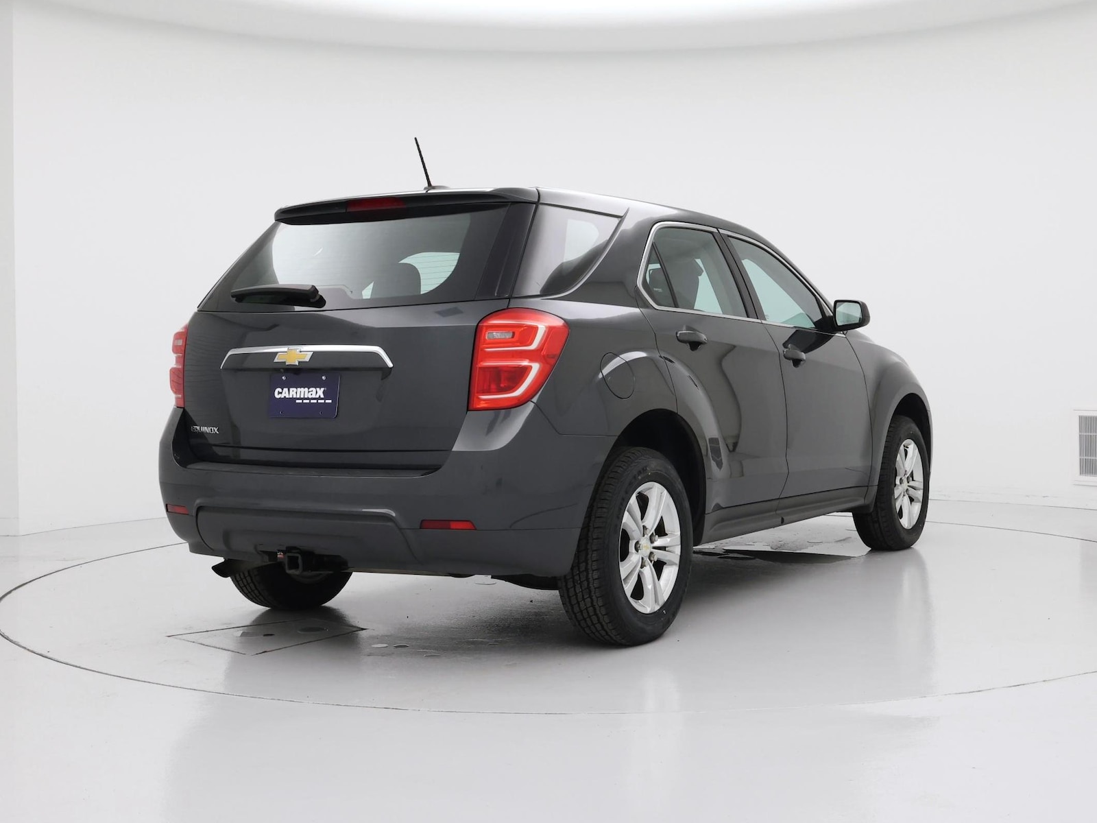 2017 Chevrolet Equinox LS - Photo 9