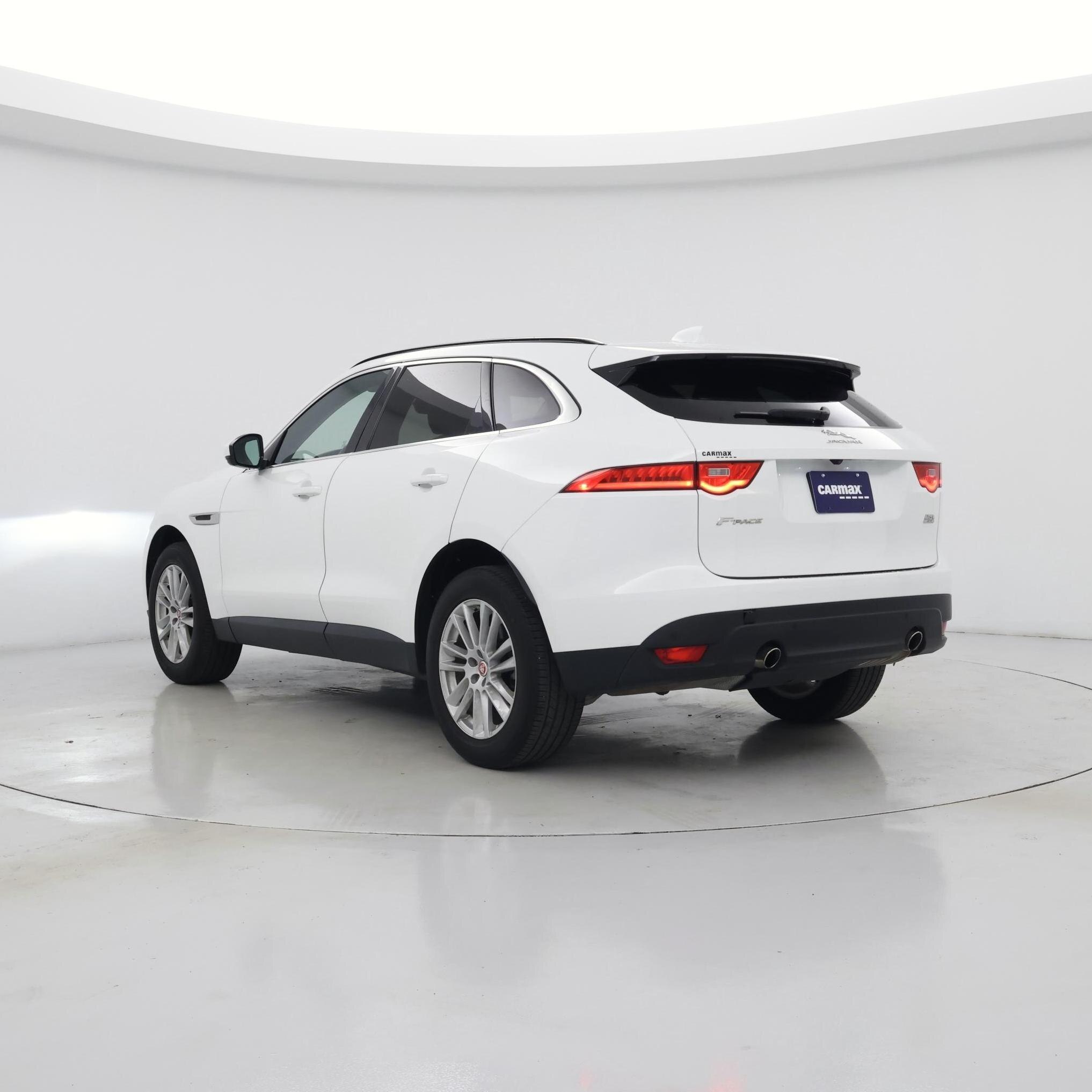 Thumbnail: 2019 Jaguar F-Pace - 2