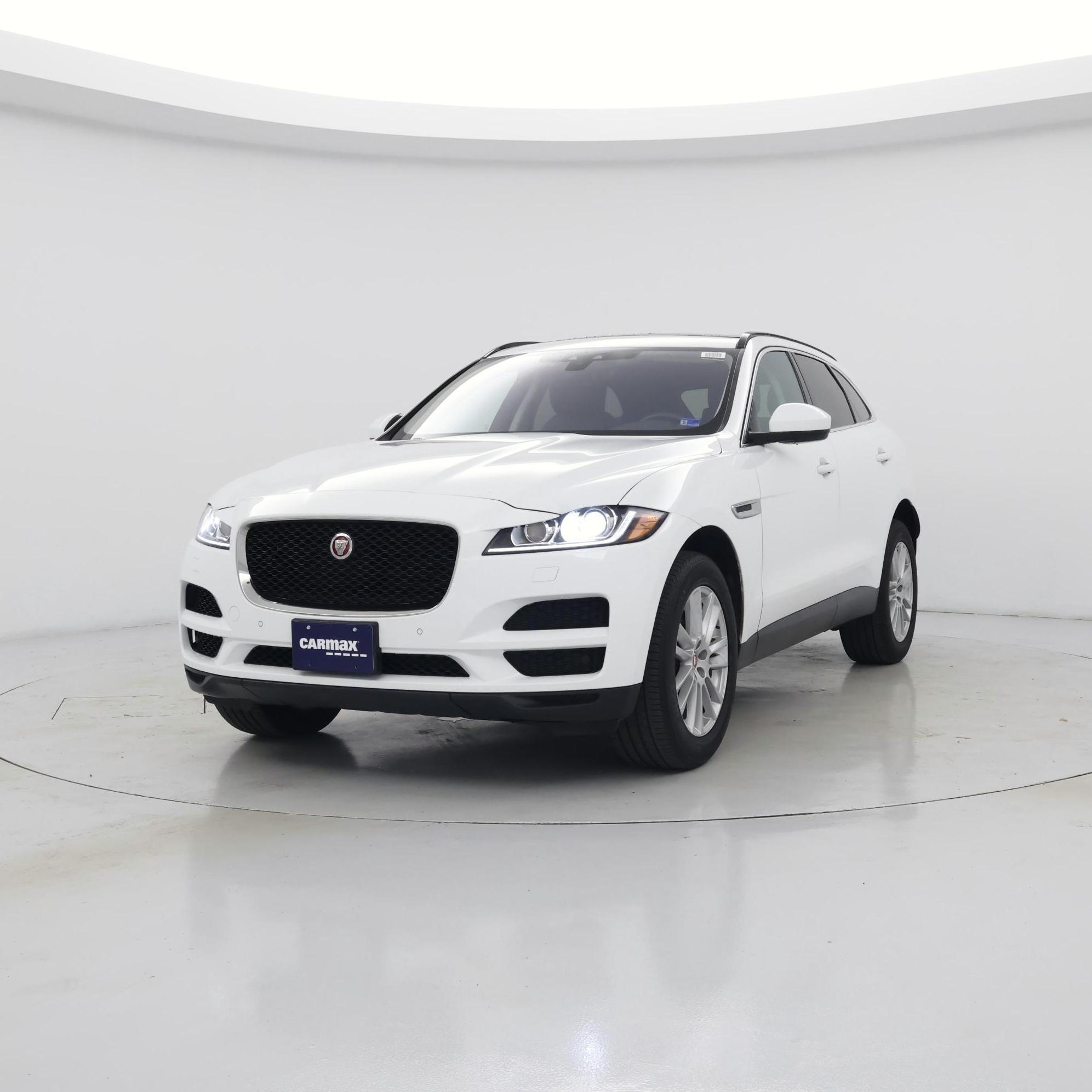 Thumbnail: 2019 Jaguar F-Pace - 4