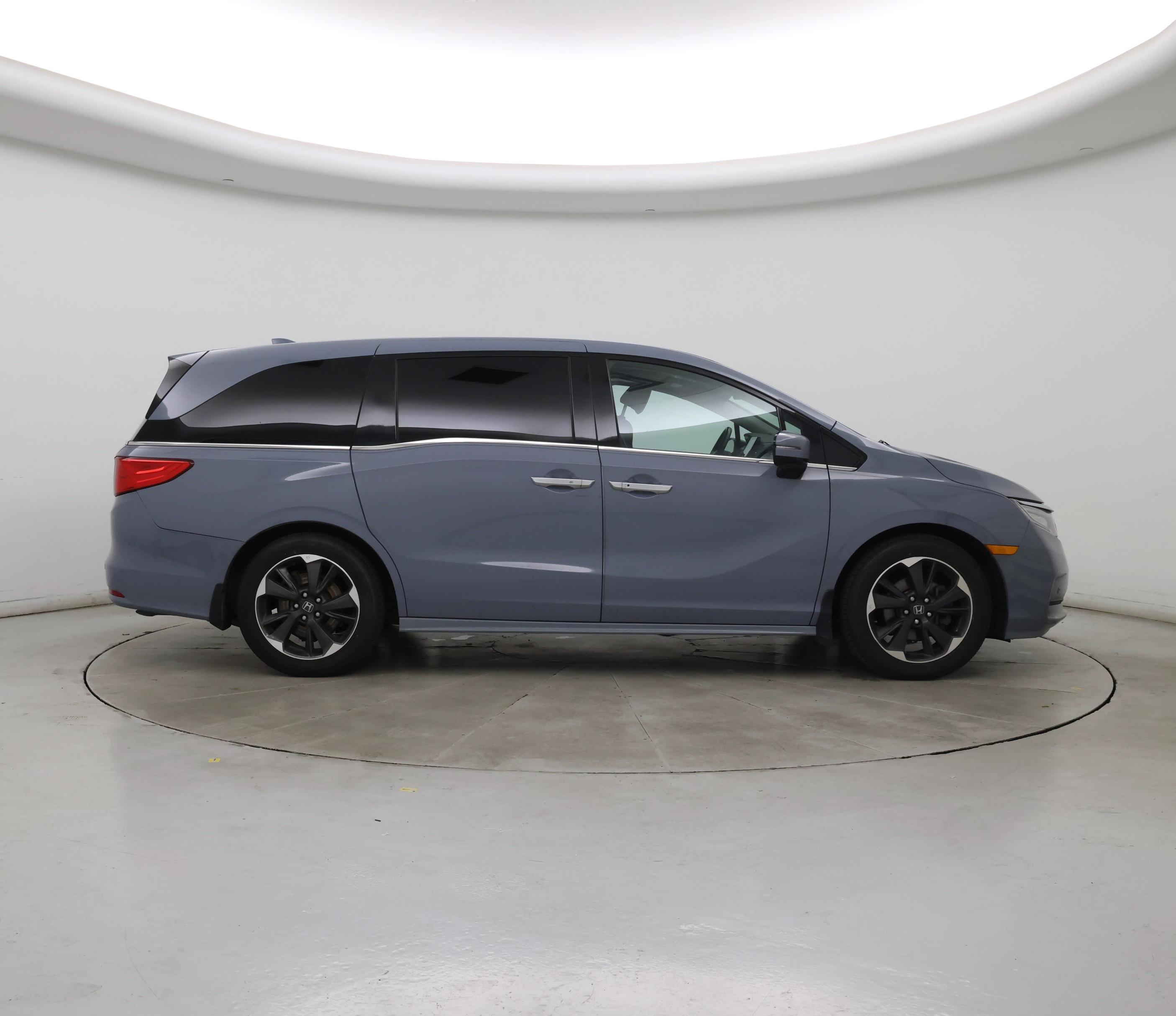 Thumbnail: 2023 Honda Odyssey - 7