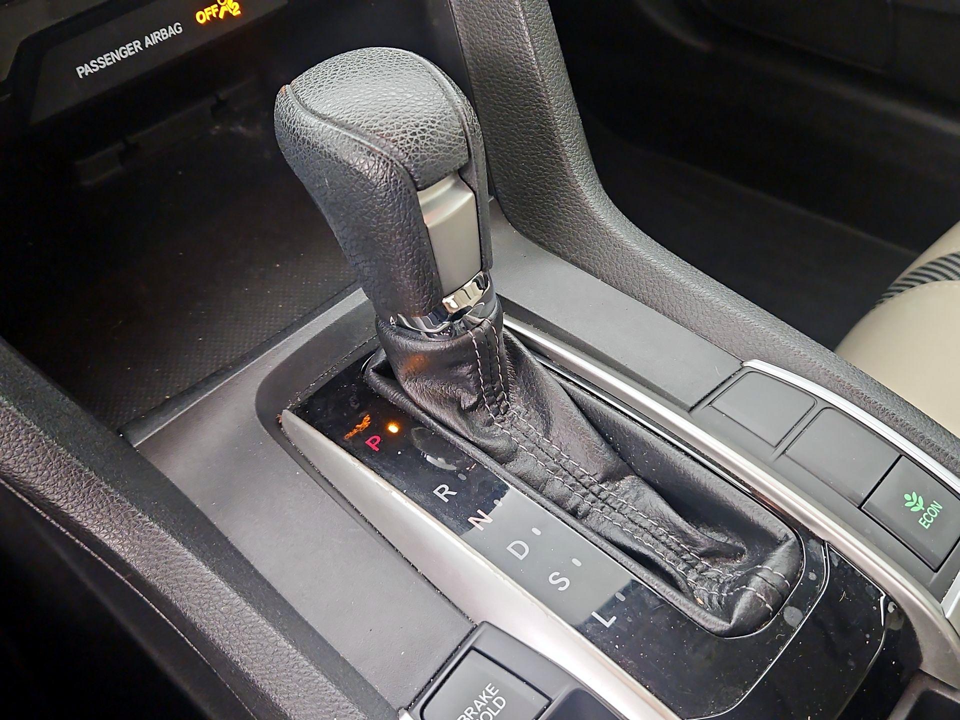 Thumbnail: 2016 Honda Civic - 17