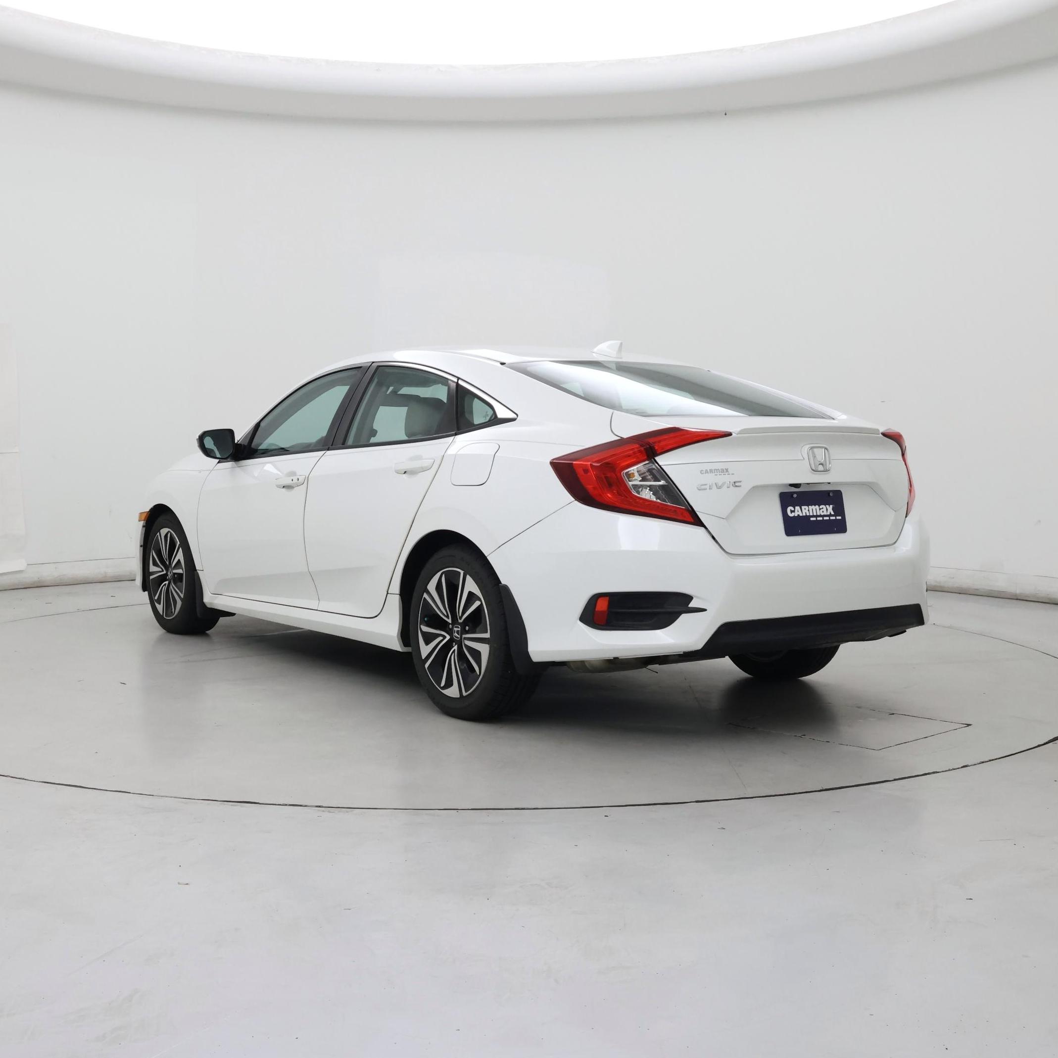 Thumbnail: 2016 Honda Civic - 2