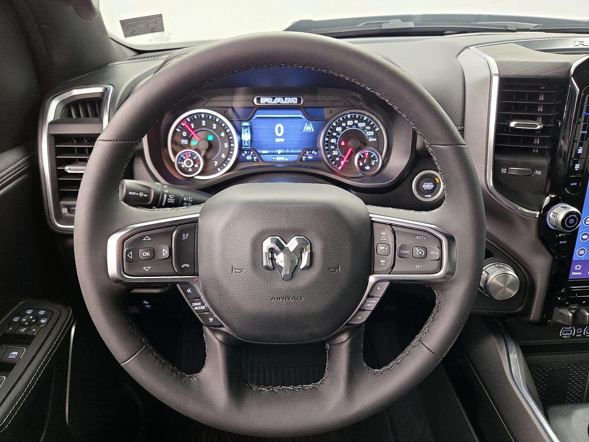 Thumbnail: 2025 RAM 1500 - 10