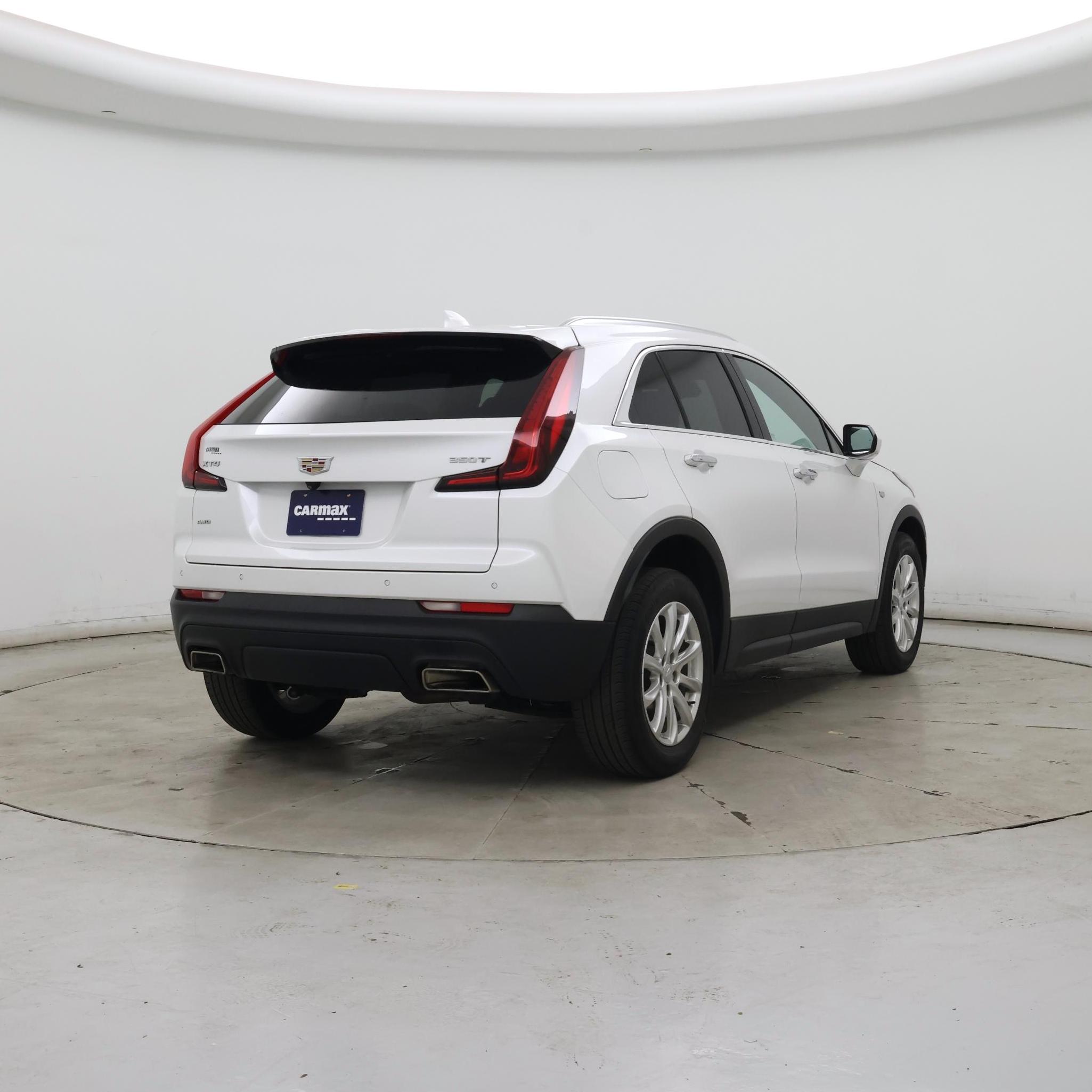 Thumbnail: 2023 Cadillac XT4 - 8