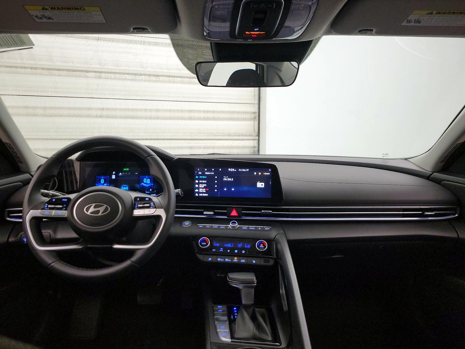 Thumbnail: 2025 Hyundai Elantra - 9