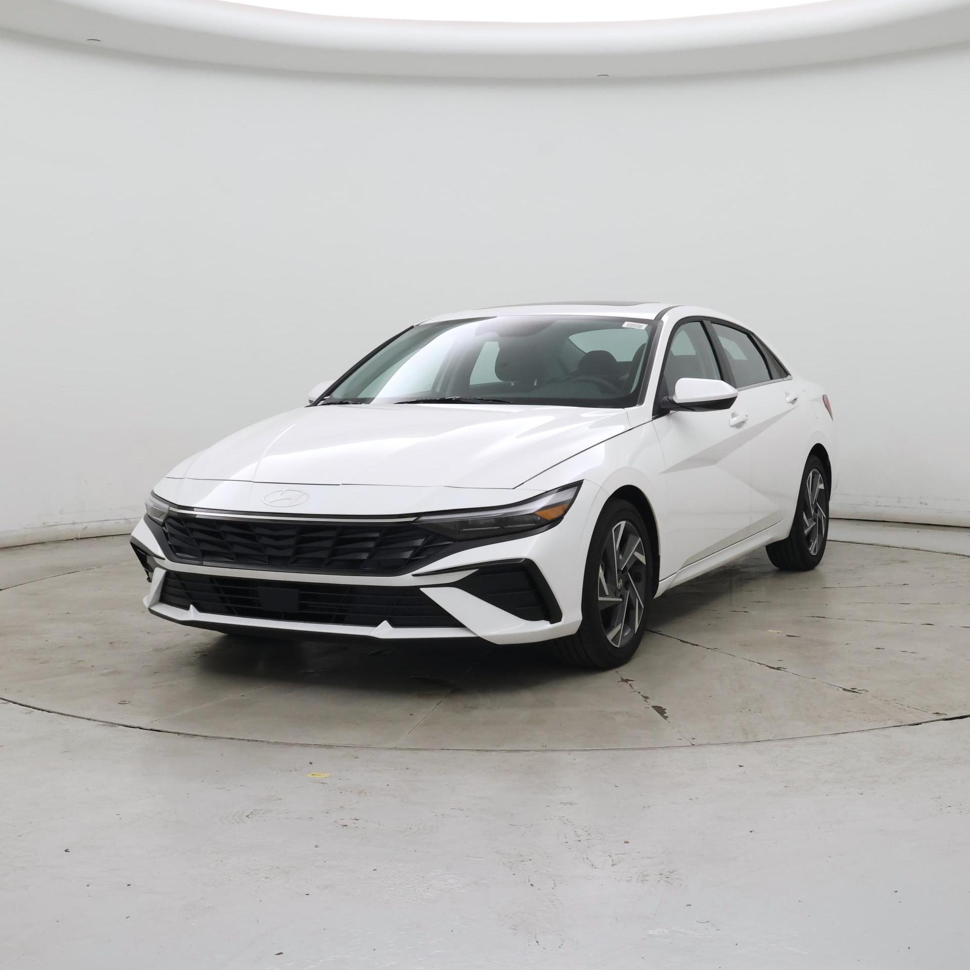 Thumbnail: 2025 Hyundai Elantra - 4