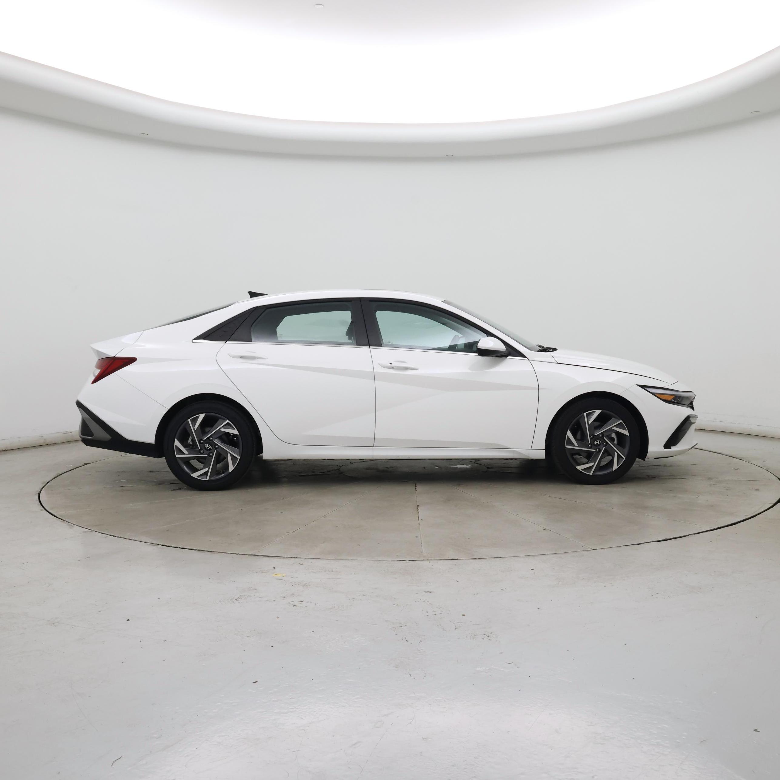 Thumbnail: 2025 Hyundai Elantra - 7