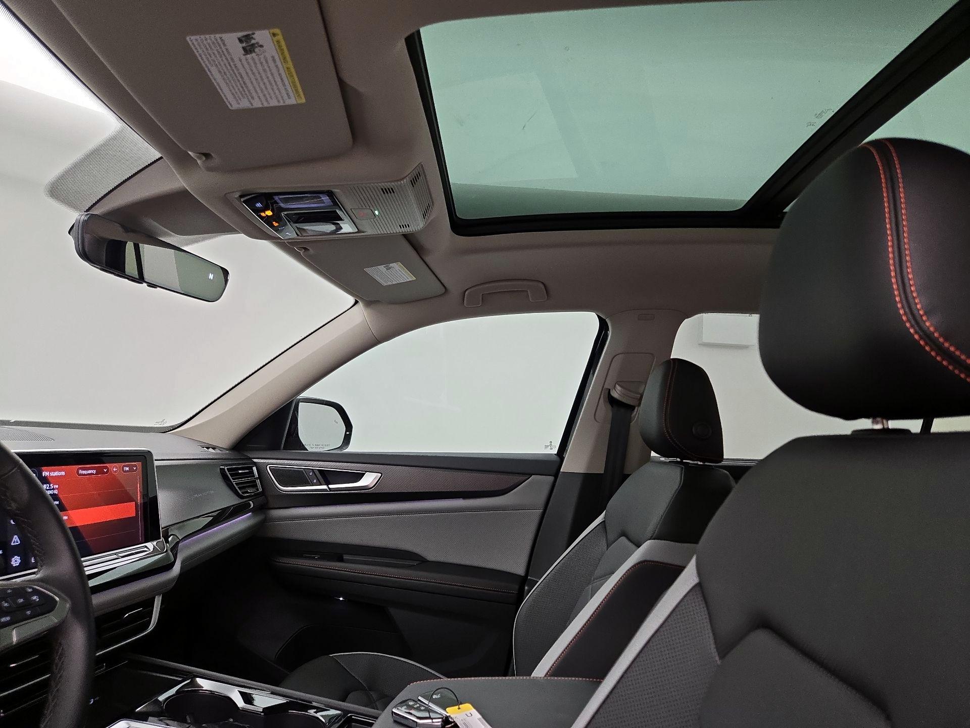 Thumbnail: 2025 Volkswagen Atlas - 19