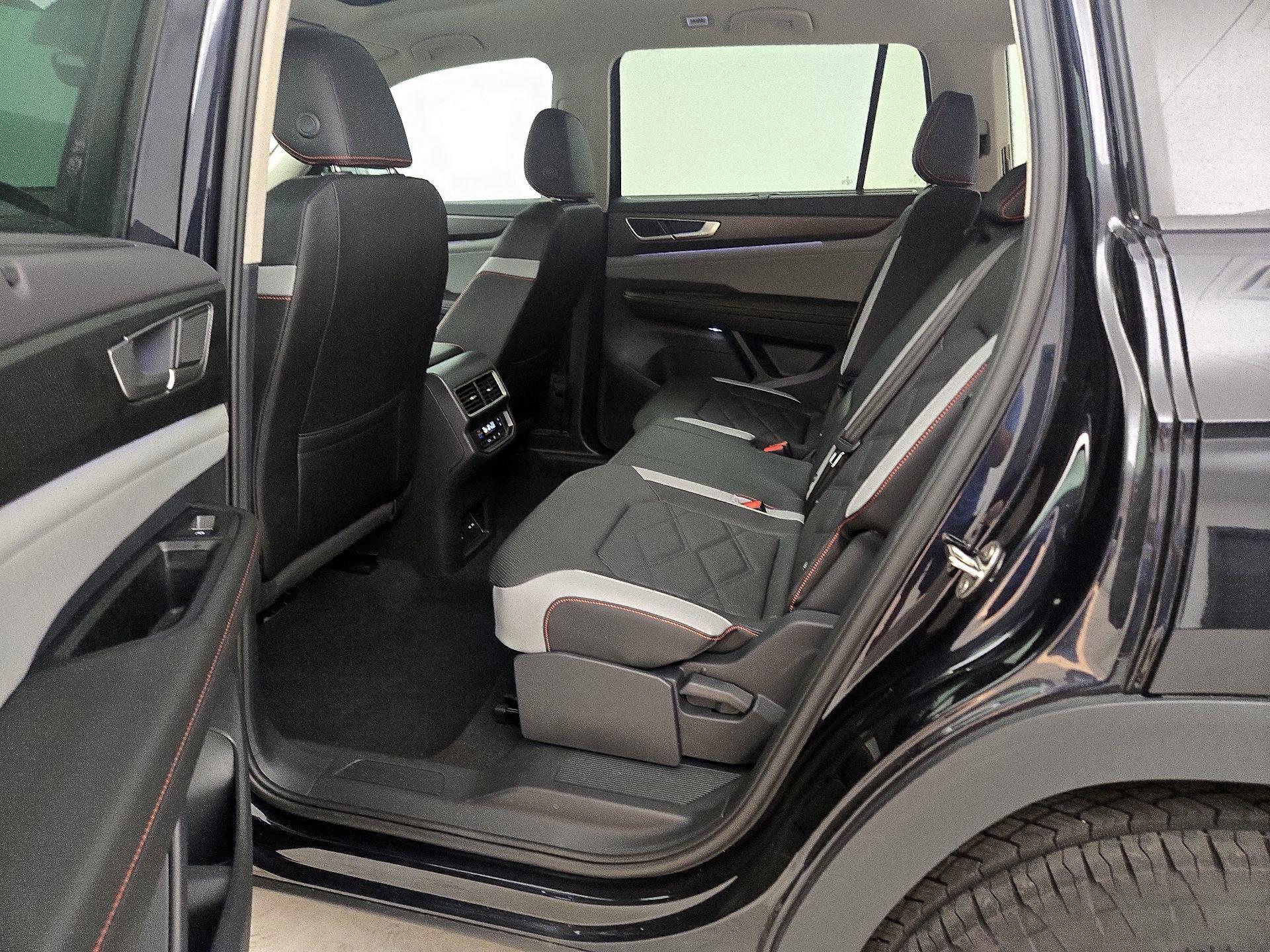 Thumbnail: 2025 Volkswagen Atlas - 20