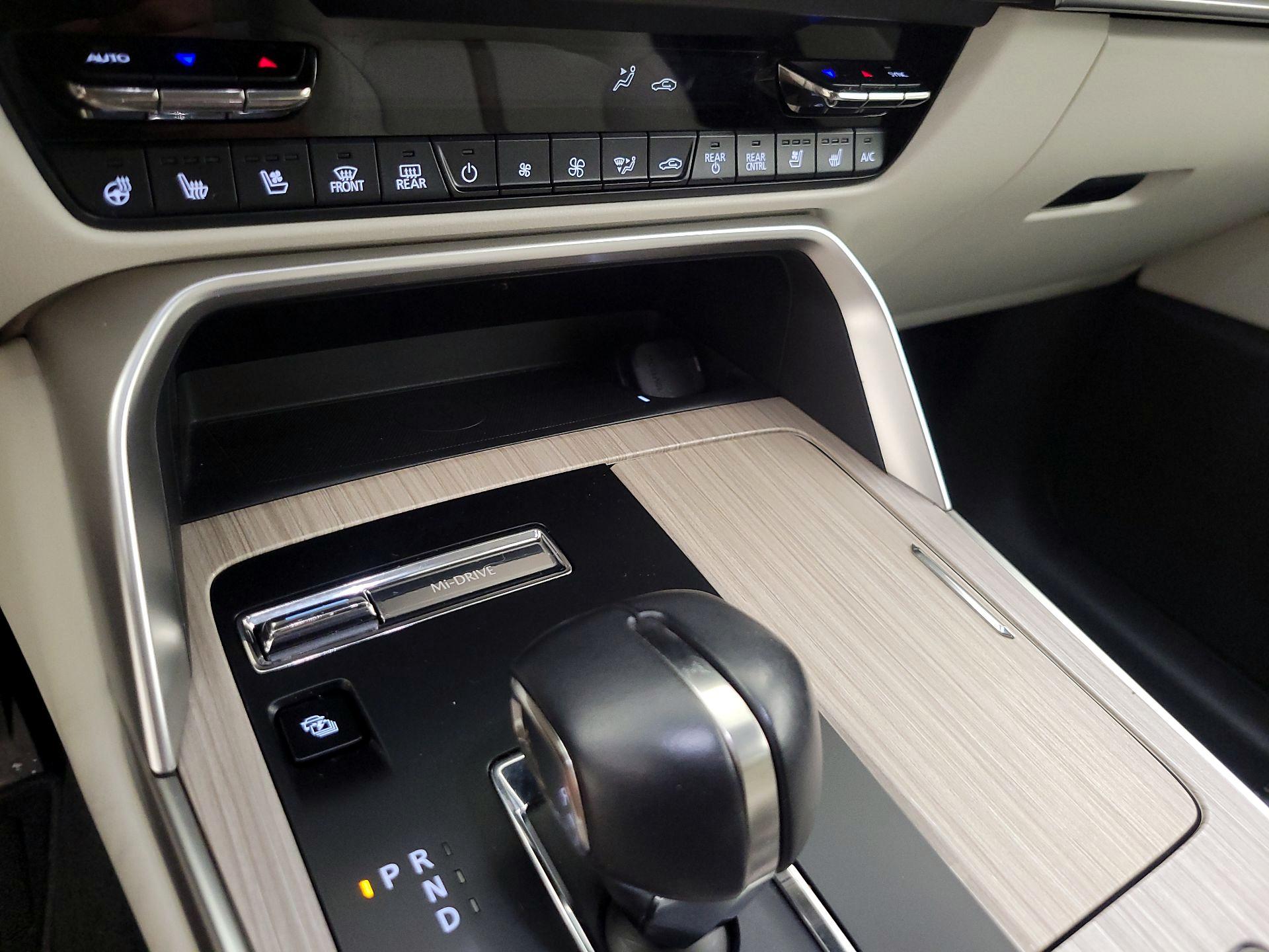 Thumbnail: 2024 Mazda CX-90 - 17