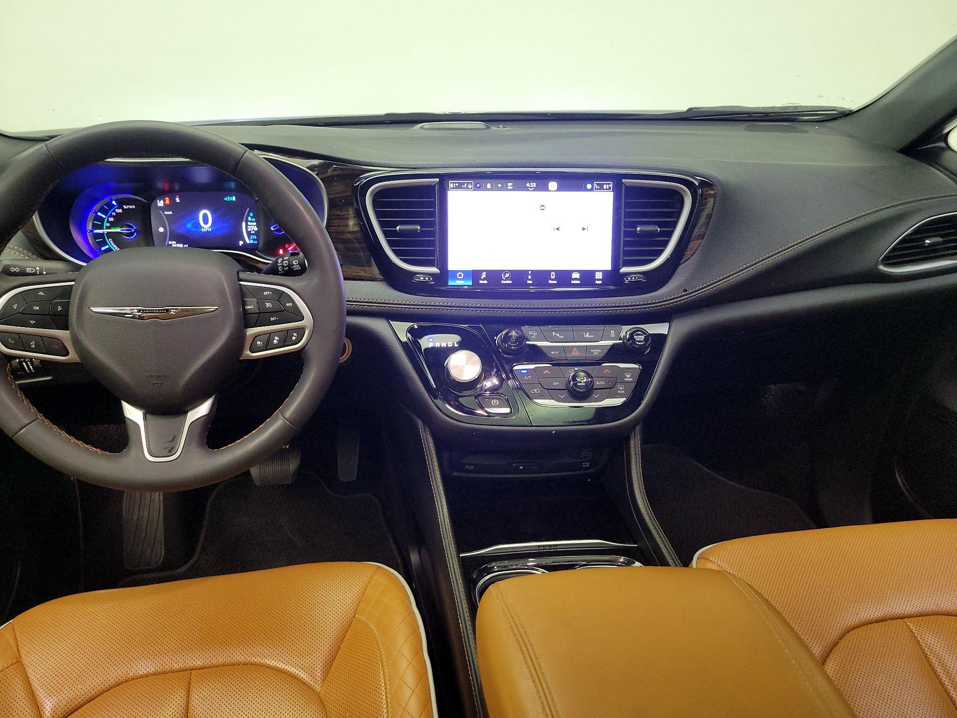Thumbnail: 2023 Chrysler Pacifica - 9