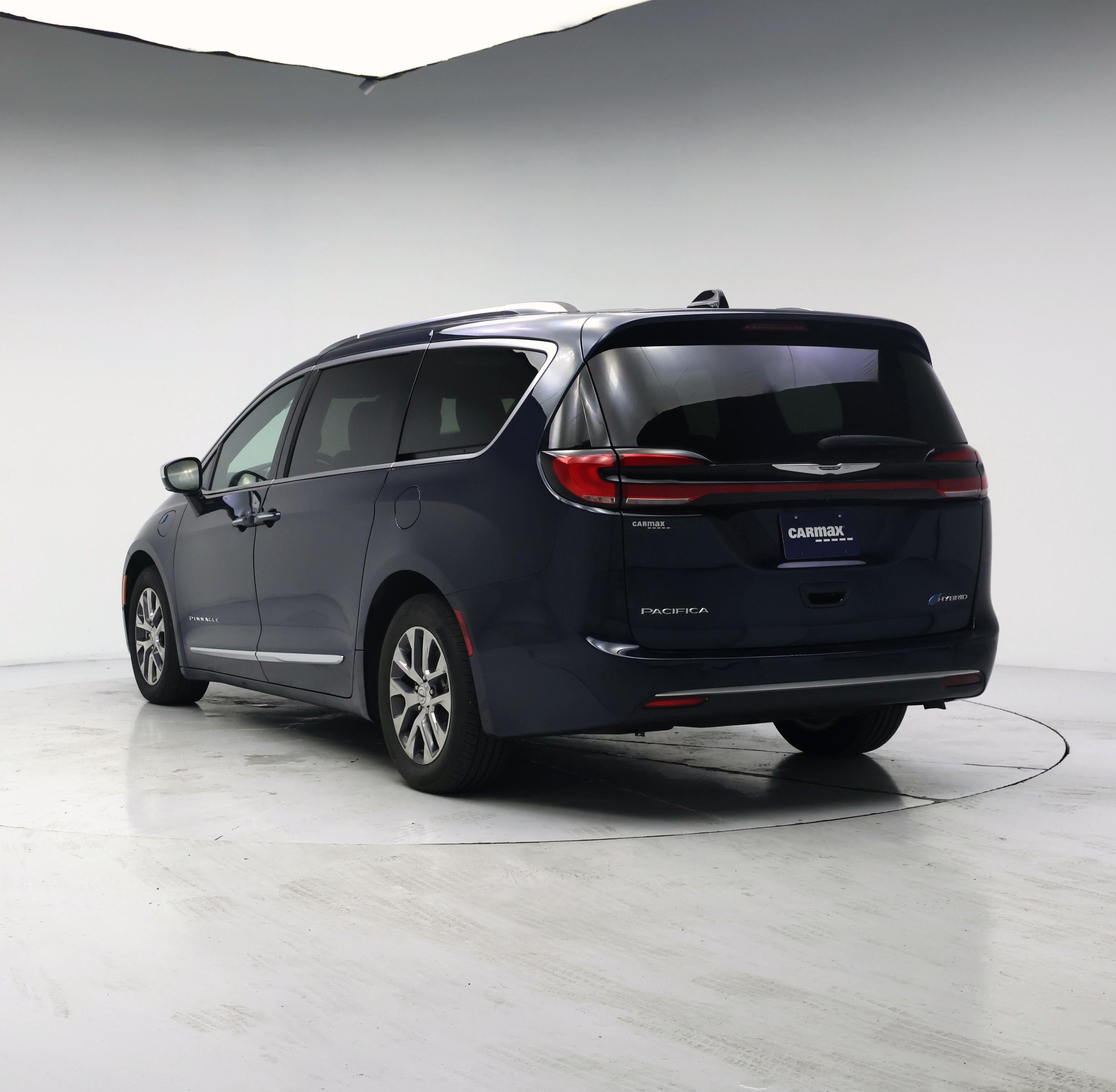 Thumbnail: 2023 Chrysler Pacifica - 2