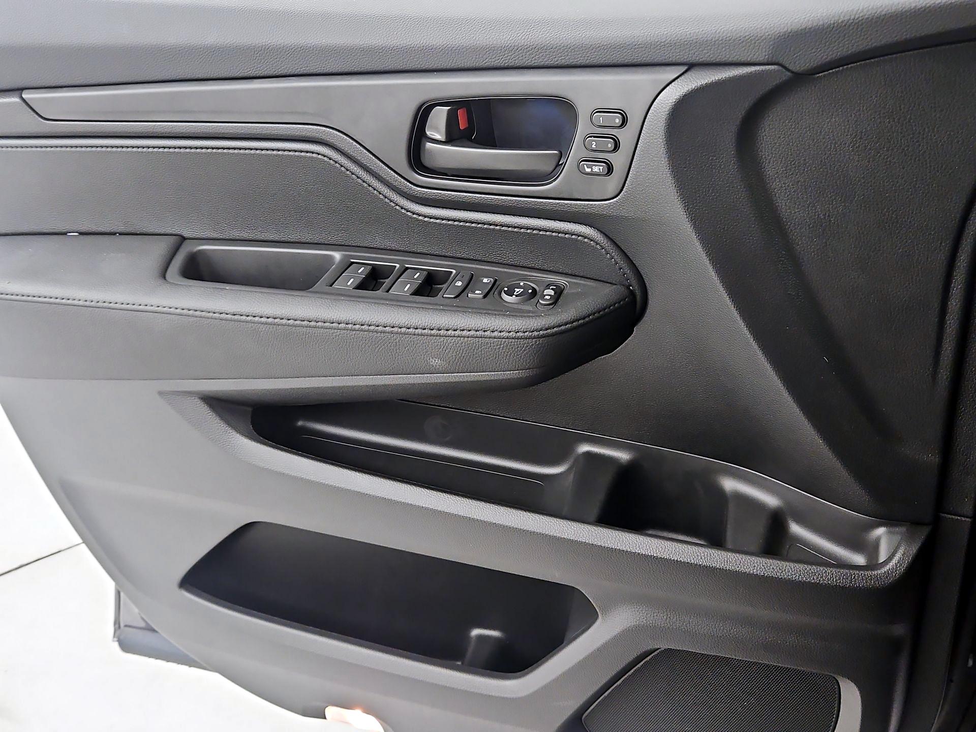 Thumbnail: 2026 Honda Odyssey - 12