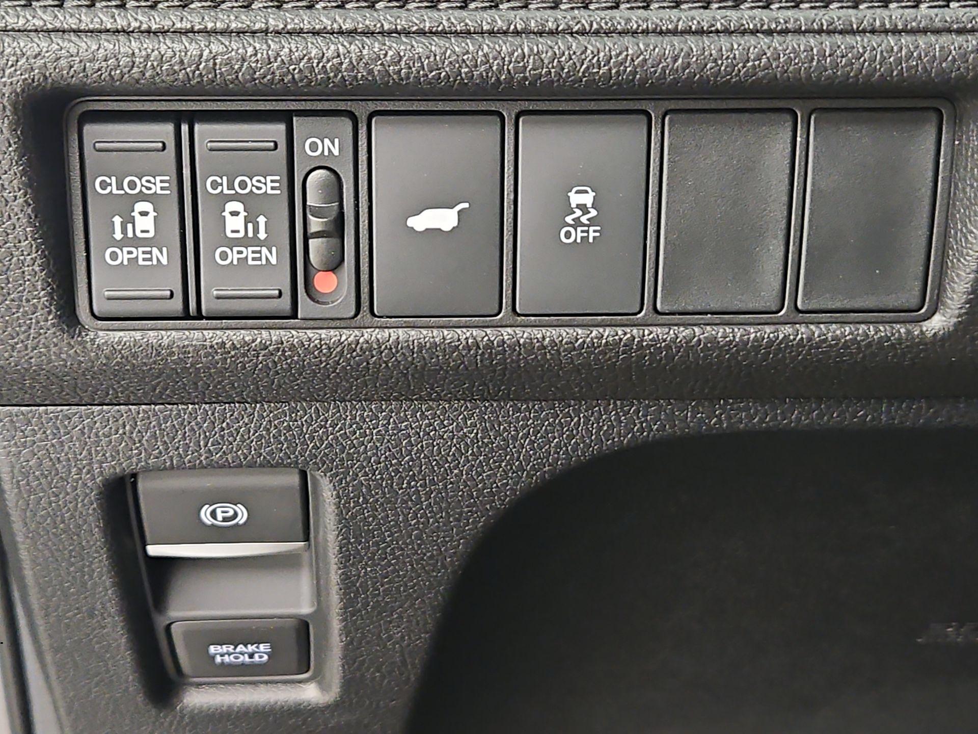 Thumbnail: 2026 Honda Odyssey - 13