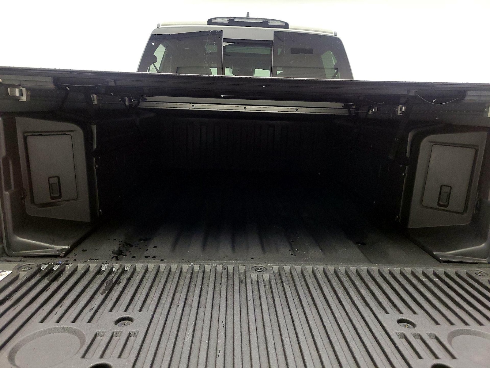 2024 Nissan Titan Platinum Reserve - Photo 21