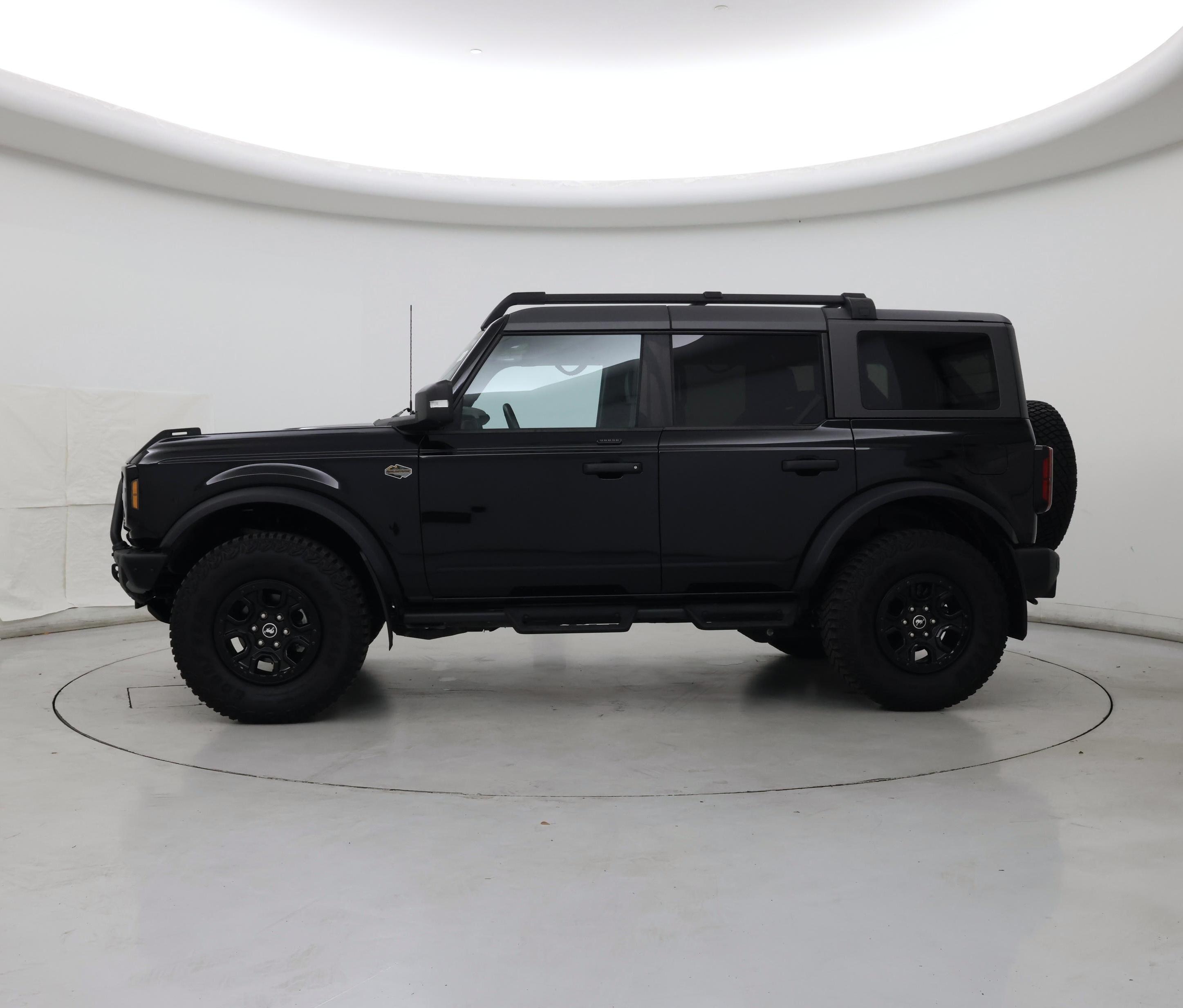 Thumbnail: 2023 Ford Bronco - 3