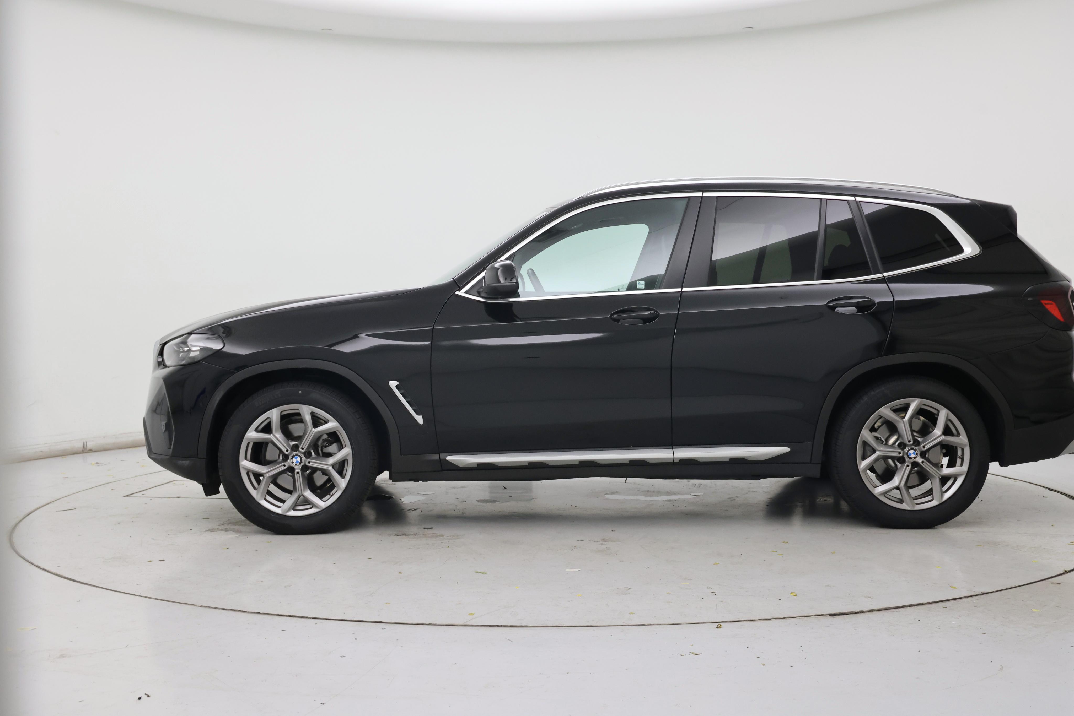 Thumbnail: 2023 BMW X3 - 3