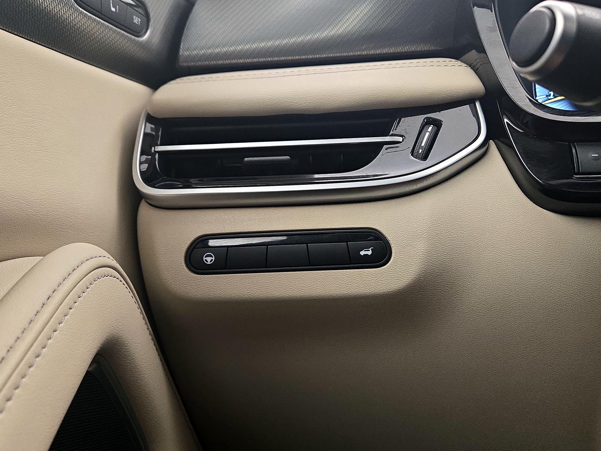 Thumbnail: 2025 INFINITI QX60 - 13
