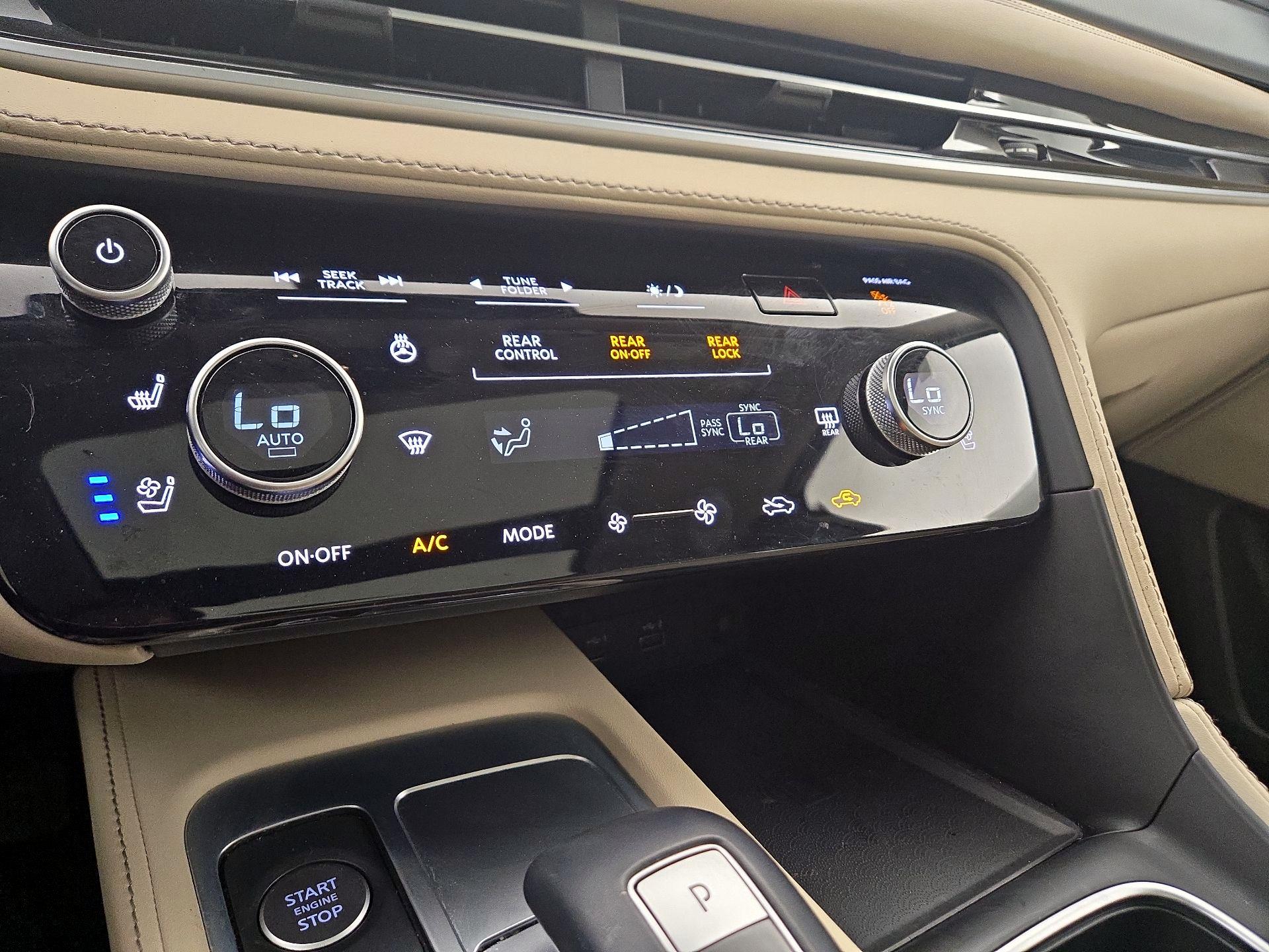 Thumbnail: 2025 INFINITI QX60 - 16