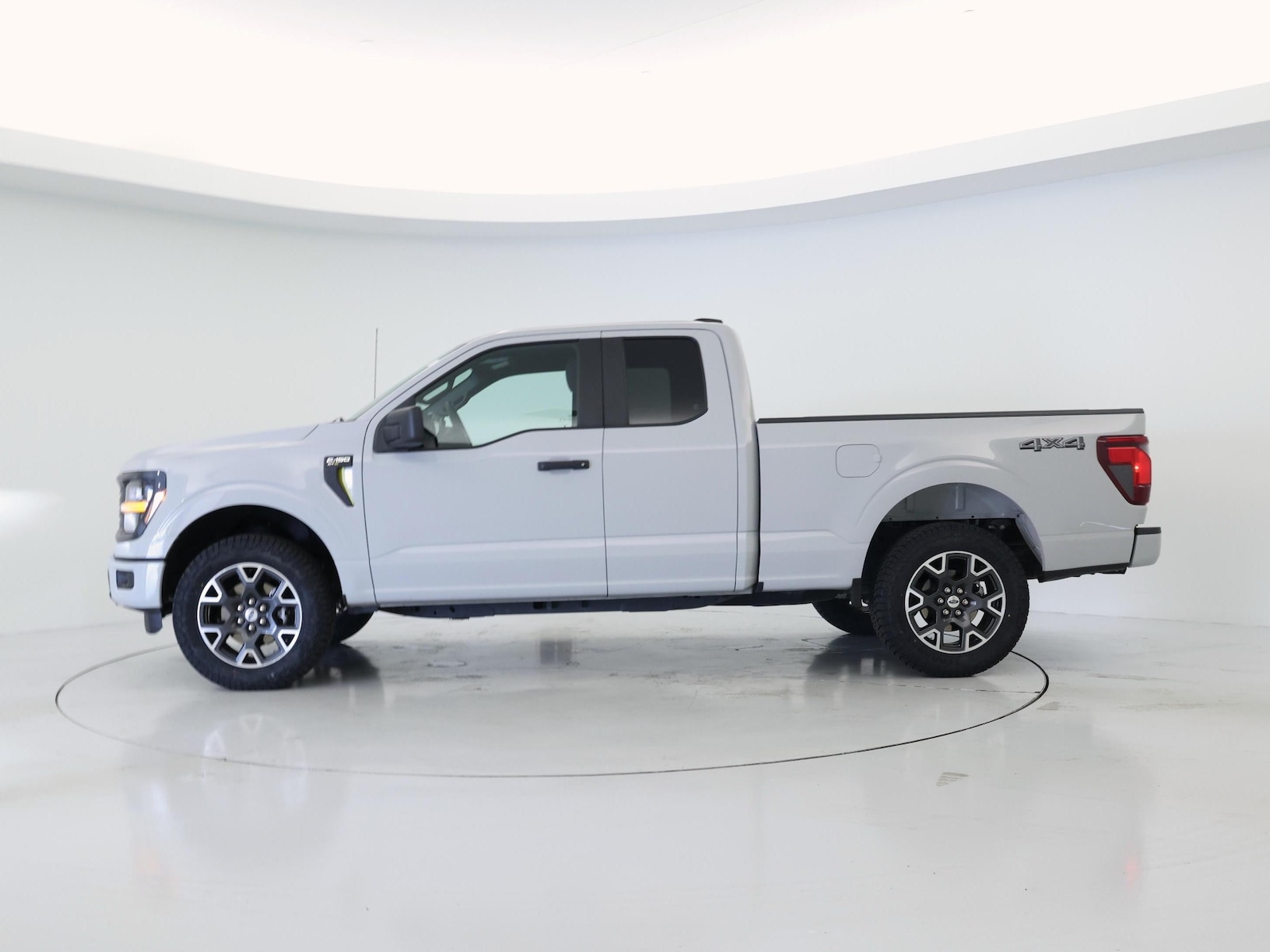 2024 Ford F-150 STX - Photo 4