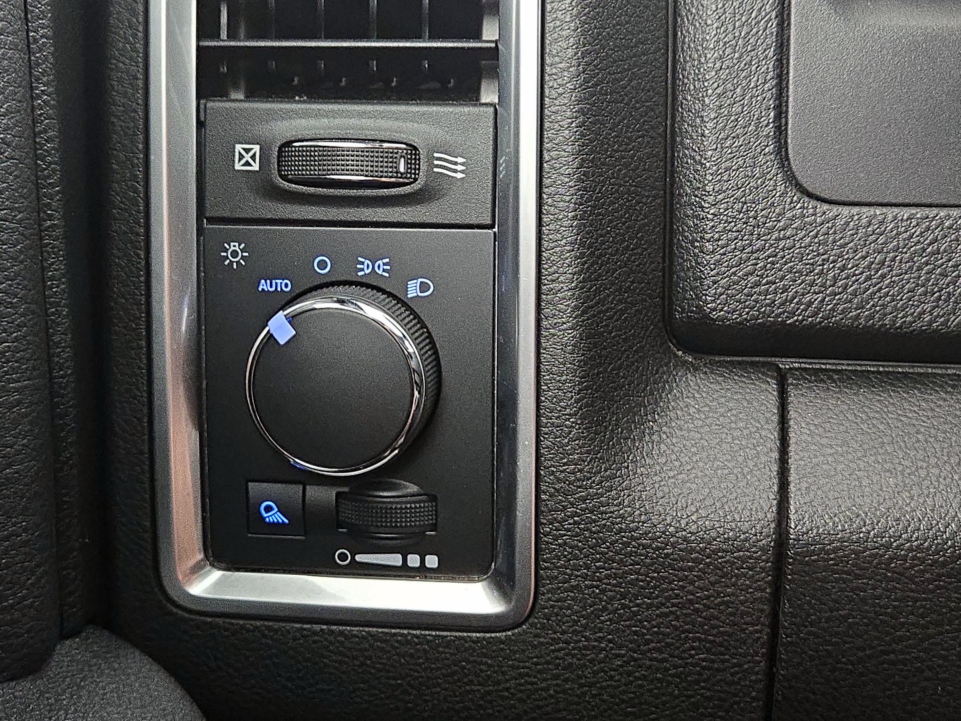 Thumbnail: 2022 RAM 1500 Classic - 13