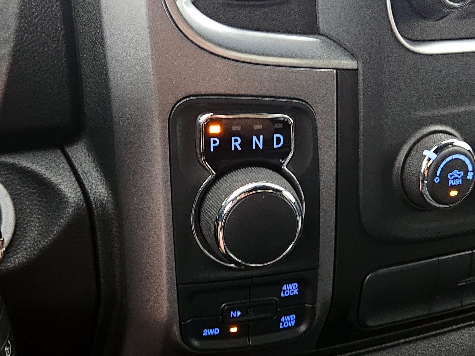 Thumbnail: 2022 RAM 1500 Classic - 17