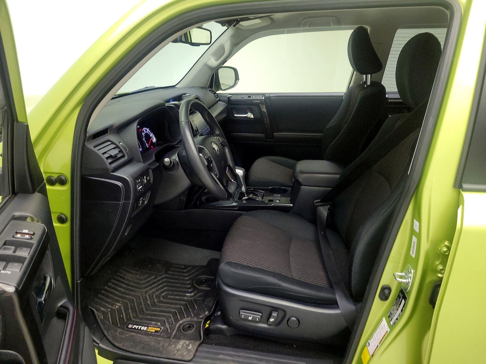 2023 Toyota 4Runner TRD Off-Road - Photo 12