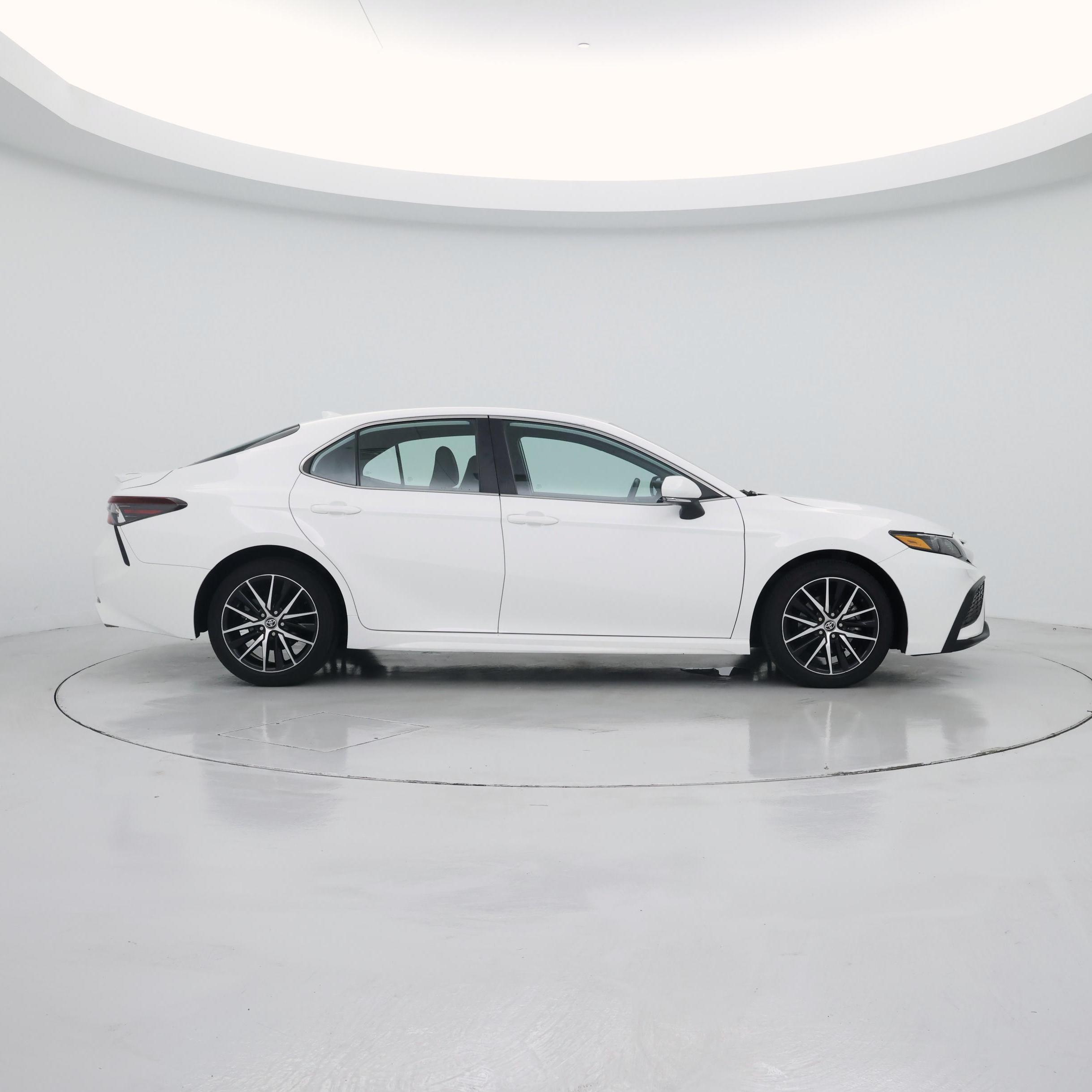 Thumbnail: 2023 Toyota Camry - 7
