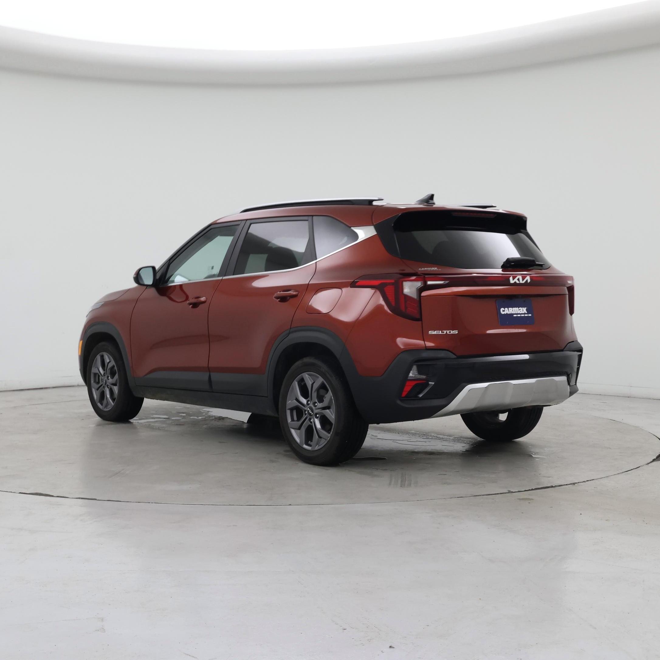 Thumbnail: 2024 Kia Seltos - 2