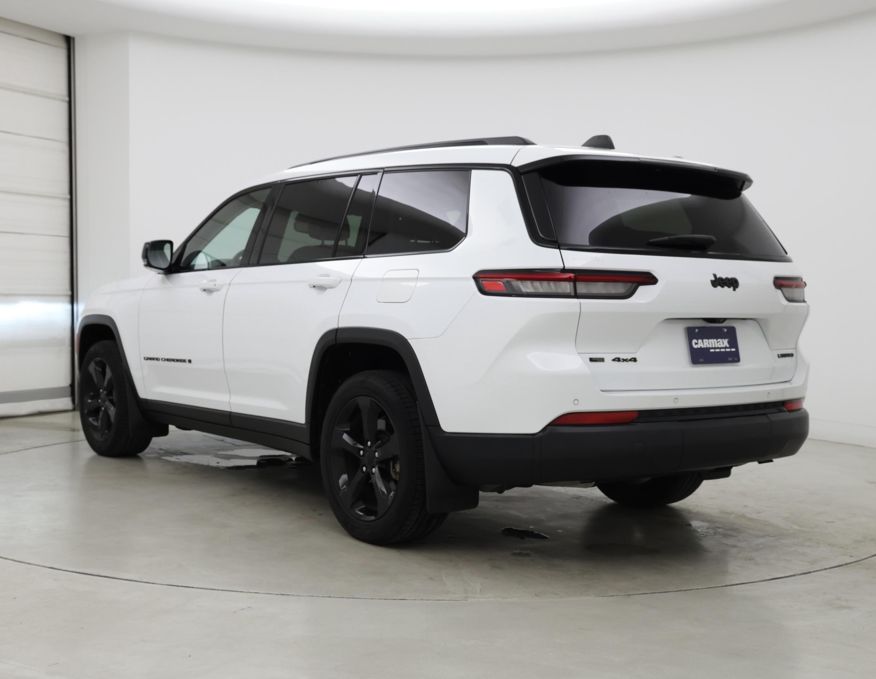 Thumbnail: 2022 Jeep Grand Cherokee L - 2