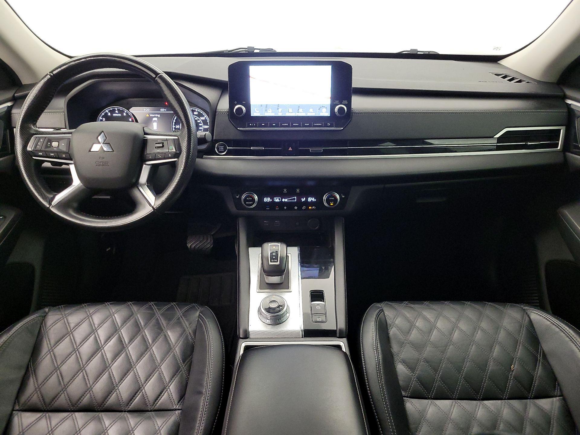 Thumbnail: 2022 Mitsubishi Outlander - 9