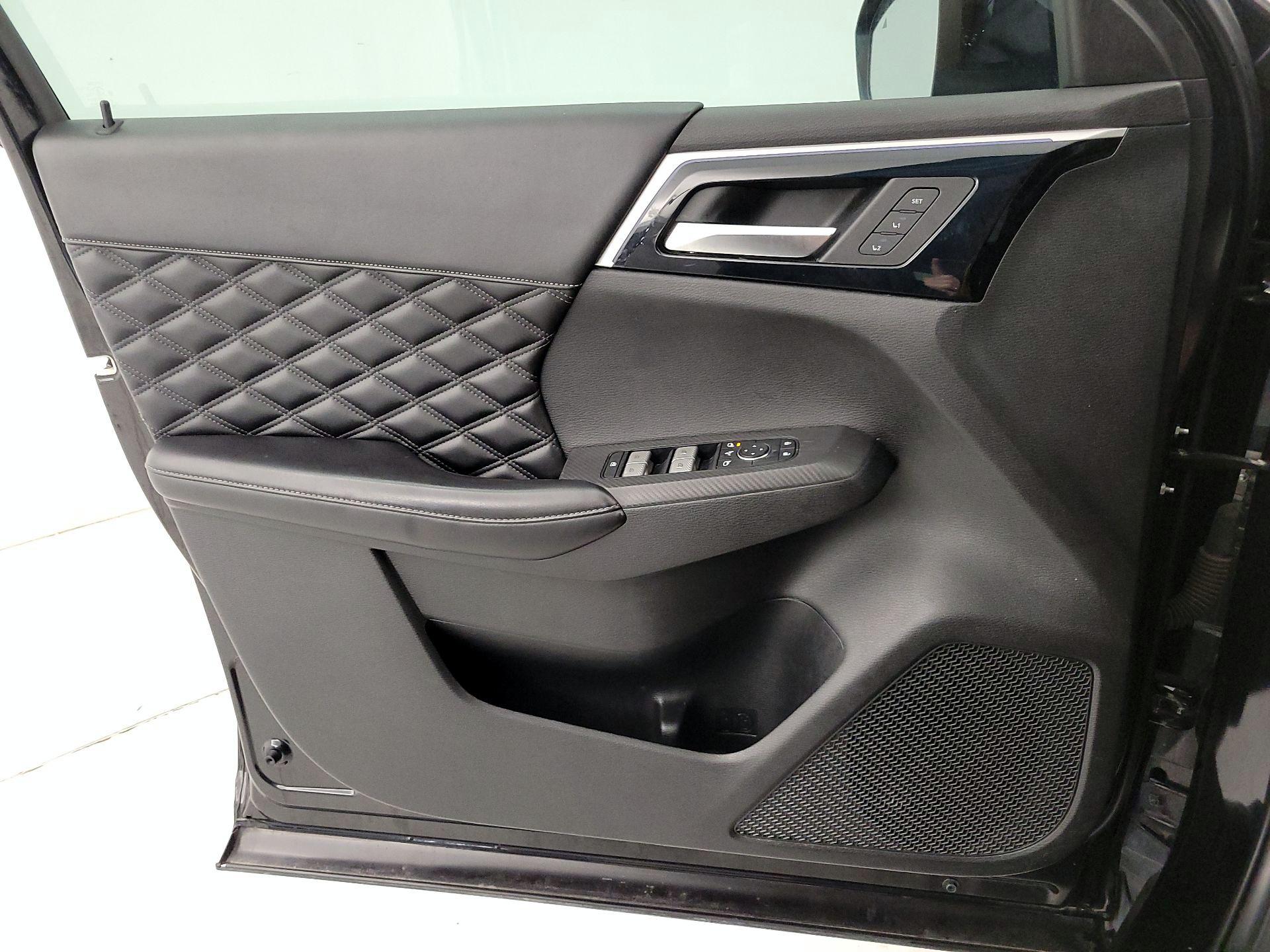 Thumbnail: 2022 Mitsubishi Outlander - 12