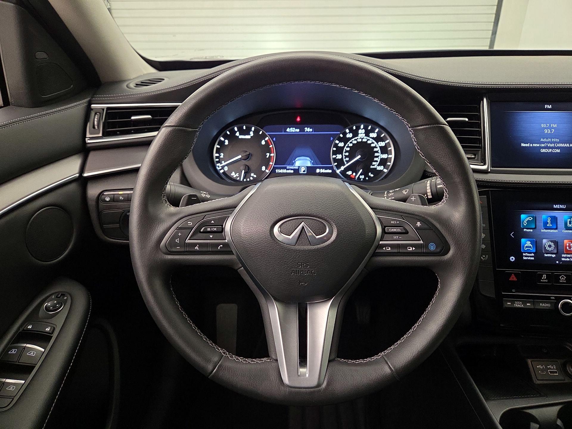 Thumbnail: 2023 INFINITI QX50 - 10
