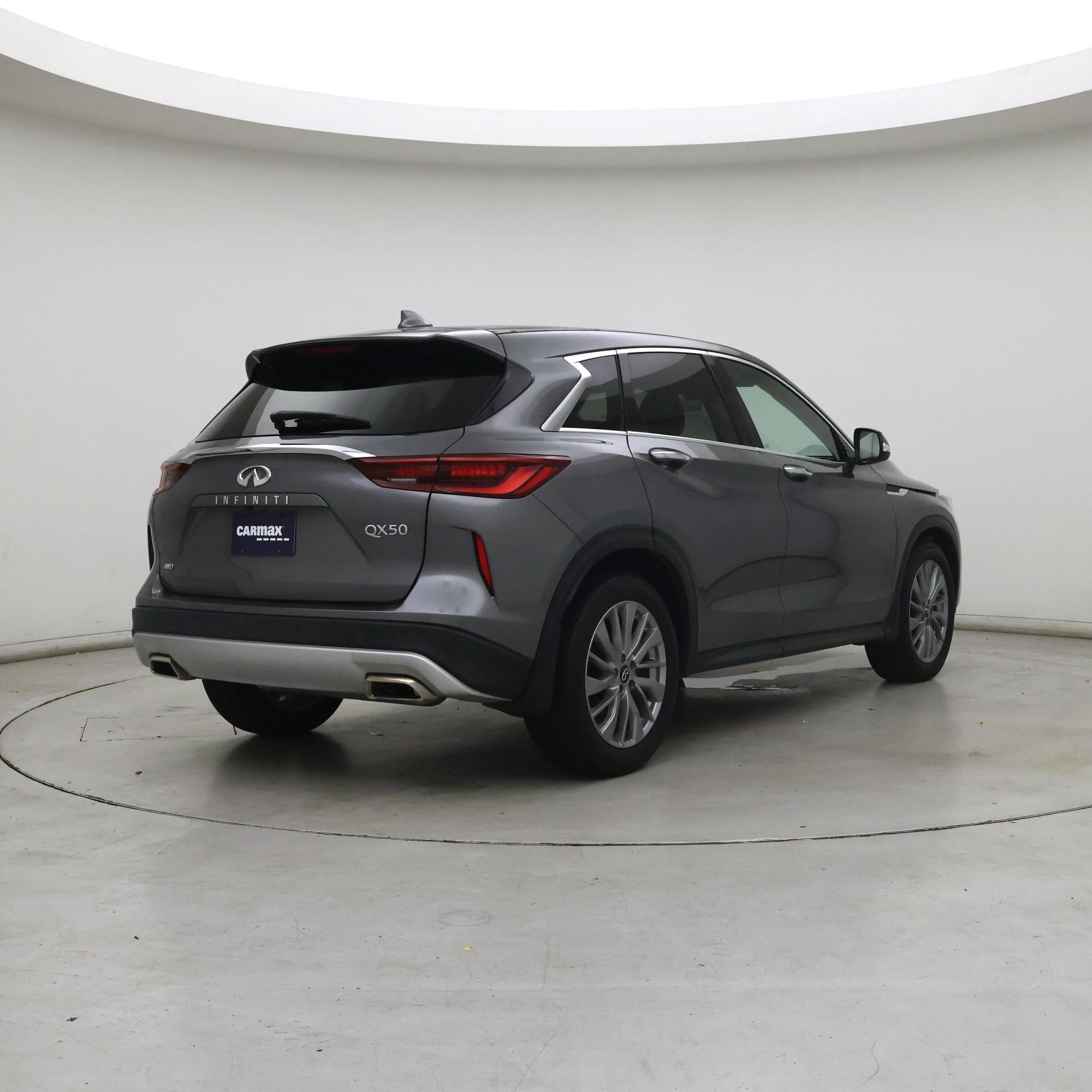 Thumbnail: 2023 INFINITI QX50 - 8