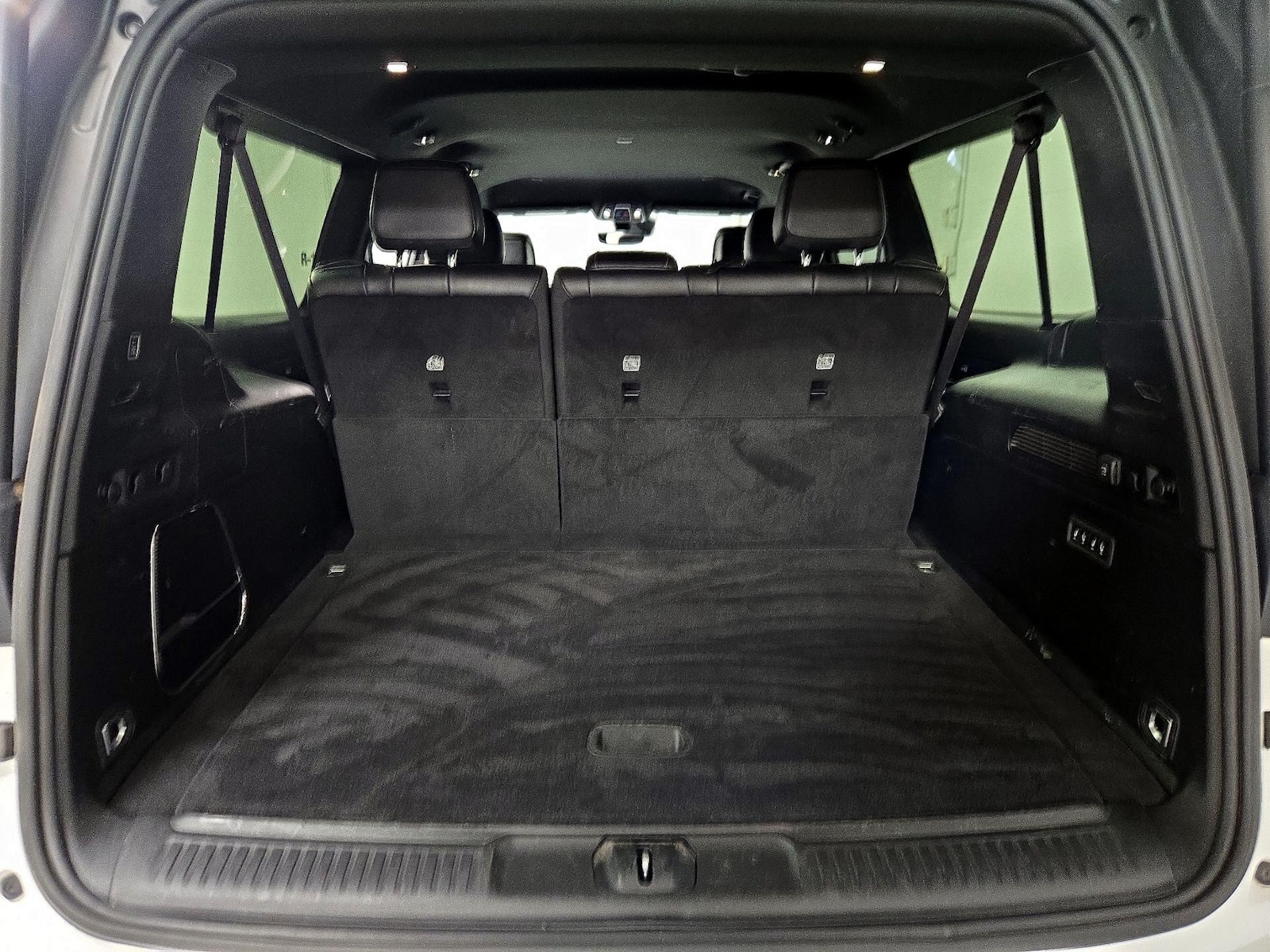 2024 Jeep Wagoneer L Series I - Photo 14