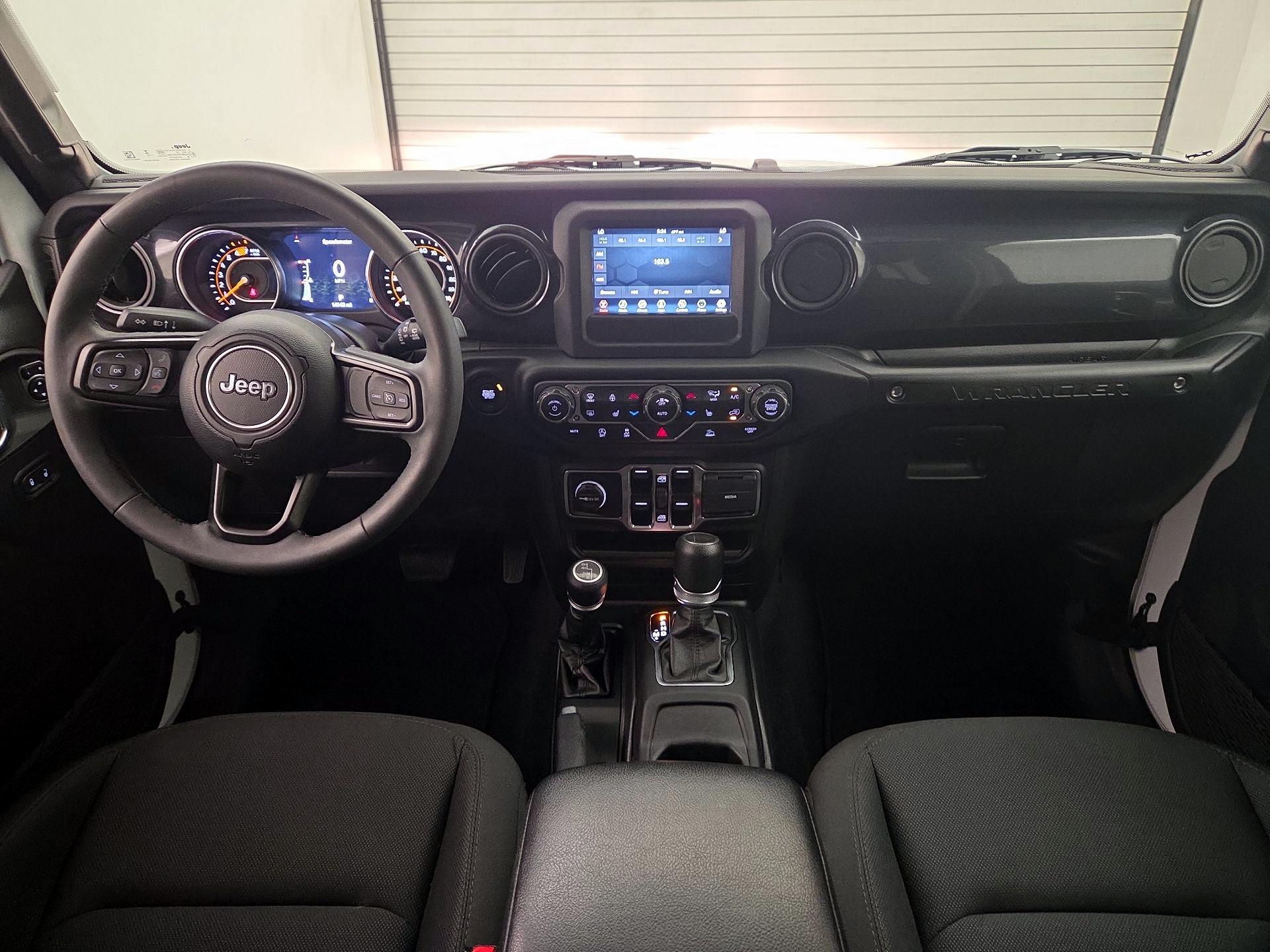 Thumbnail: 2023 Jeep Wrangler - 9