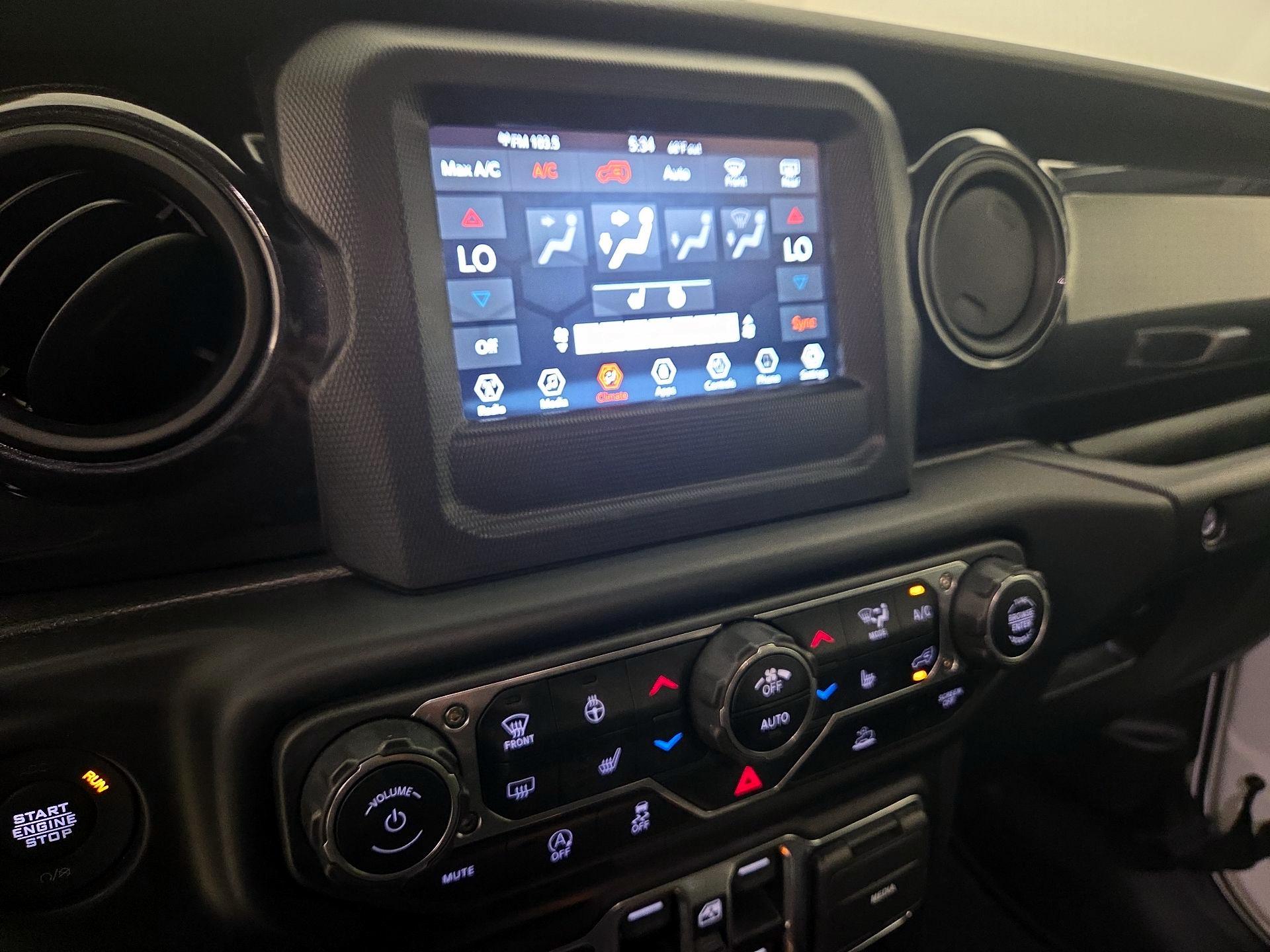 Thumbnail: 2023 Jeep Wrangler - 16