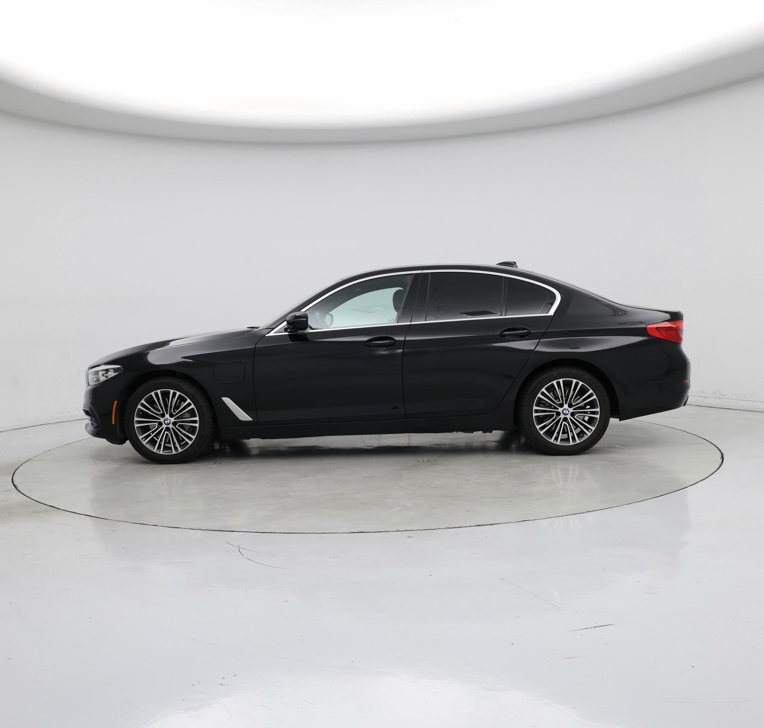 Thumbnail: 2020 BMW 5 Series - 3