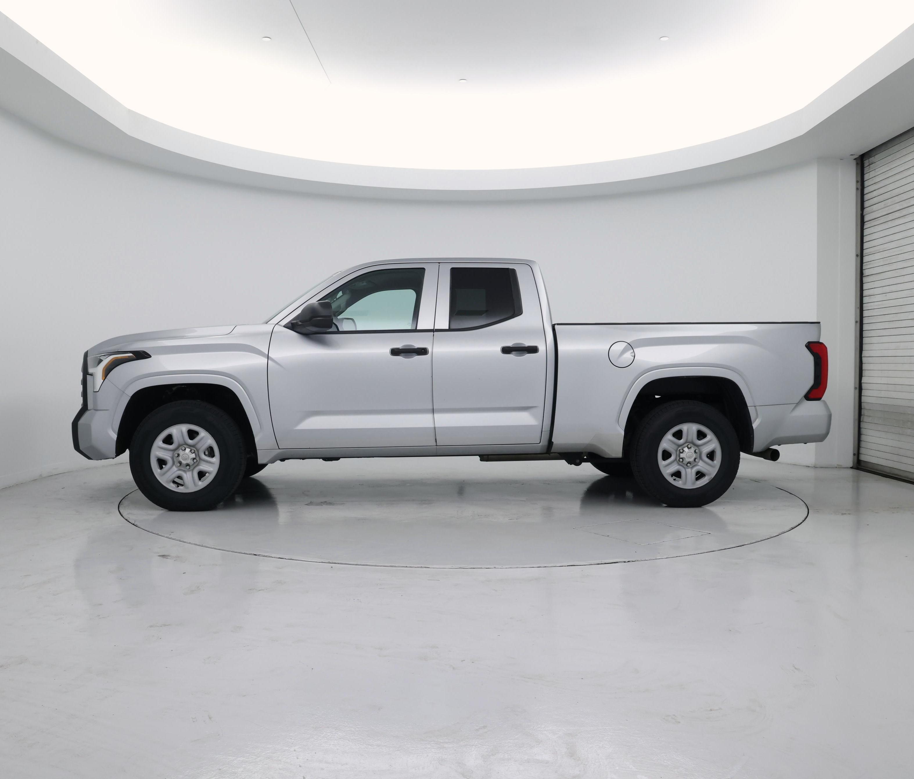 Thumbnail: 2023 Toyota Tundra - 3