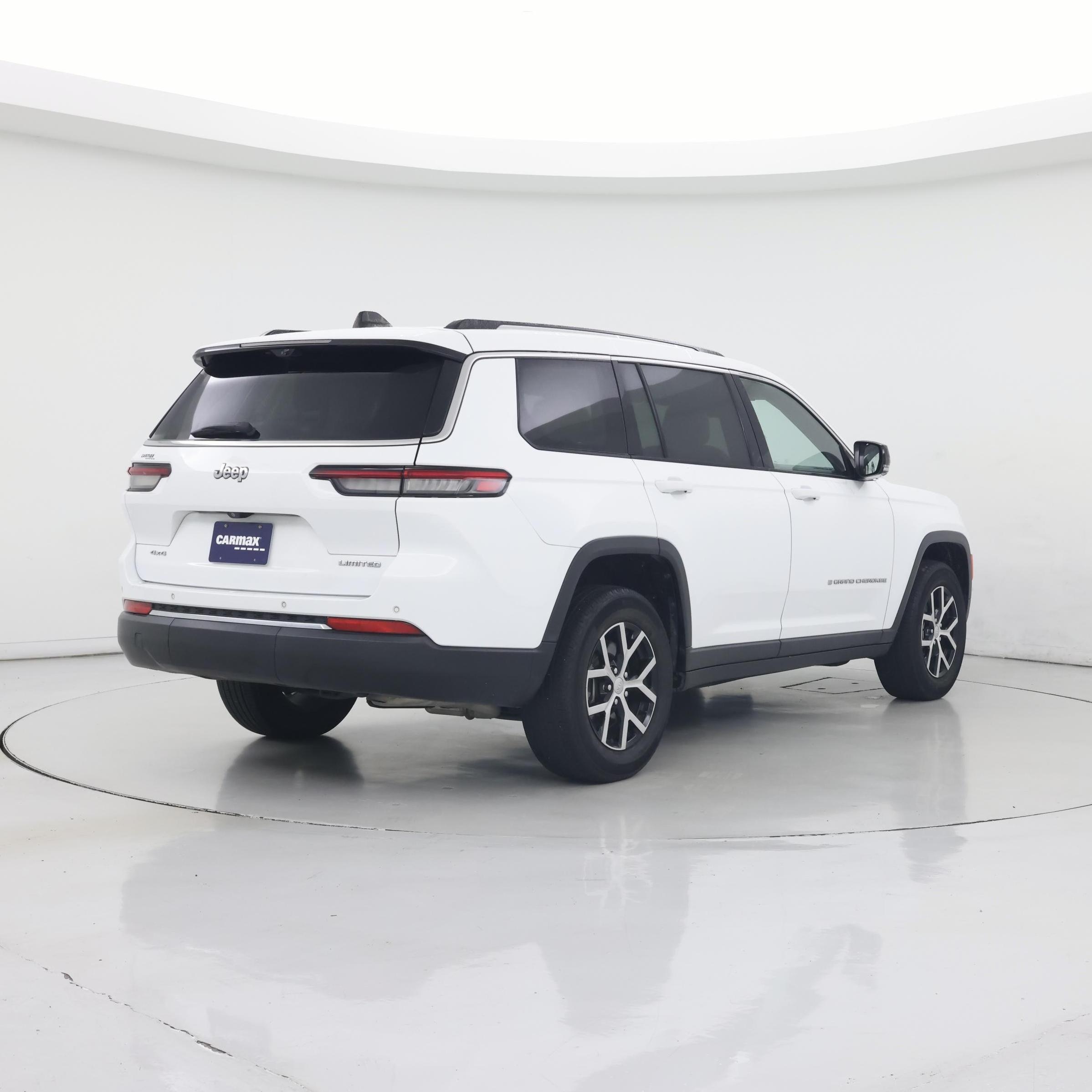 Thumbnail: 2023 Jeep Grand Cherokee L - 8