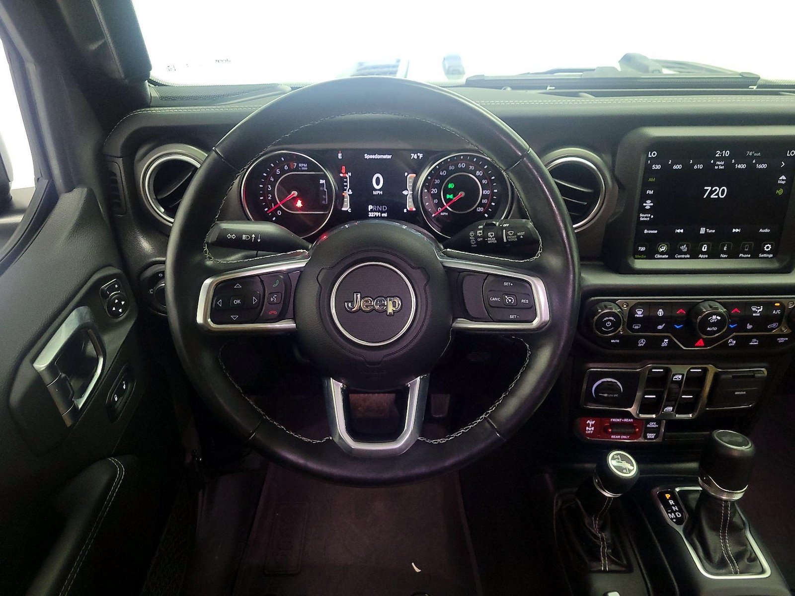 2022 Jeep Wrangler Unlimited Rubicon - Photo 11