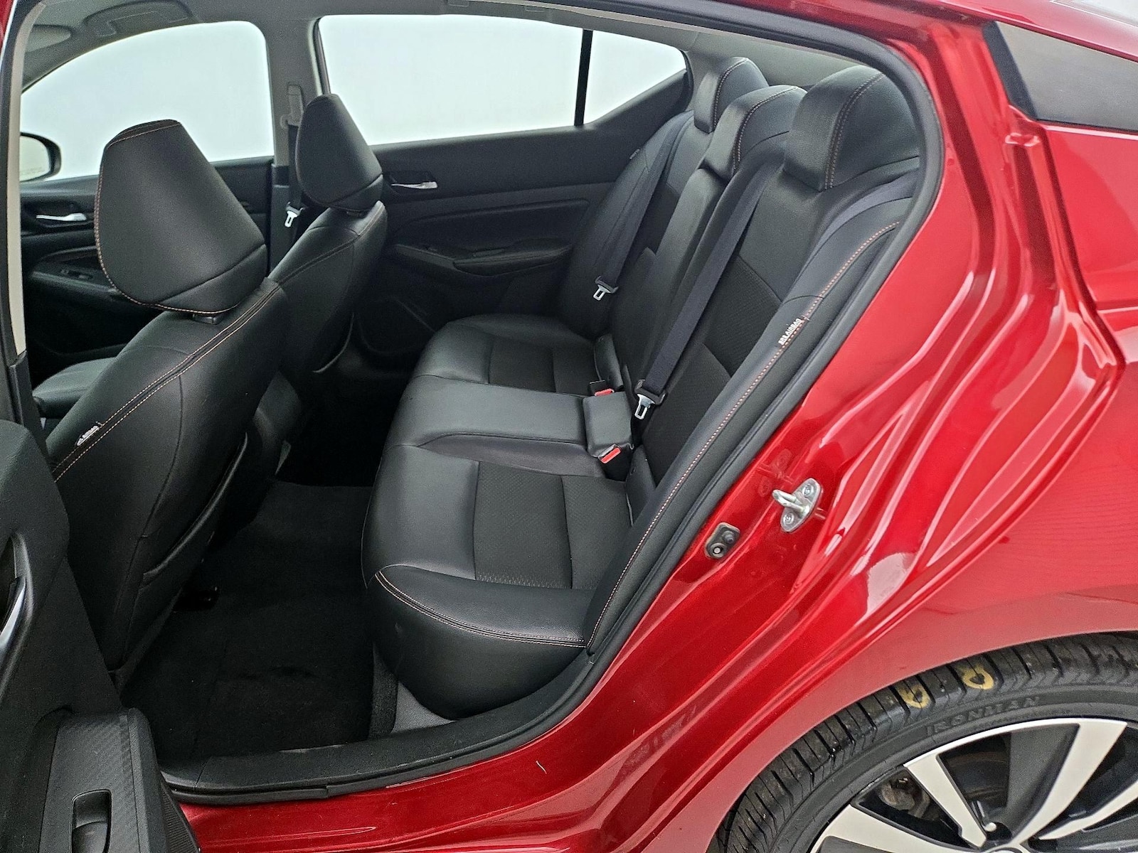 2021 Nissan Altima SR - Photo 20