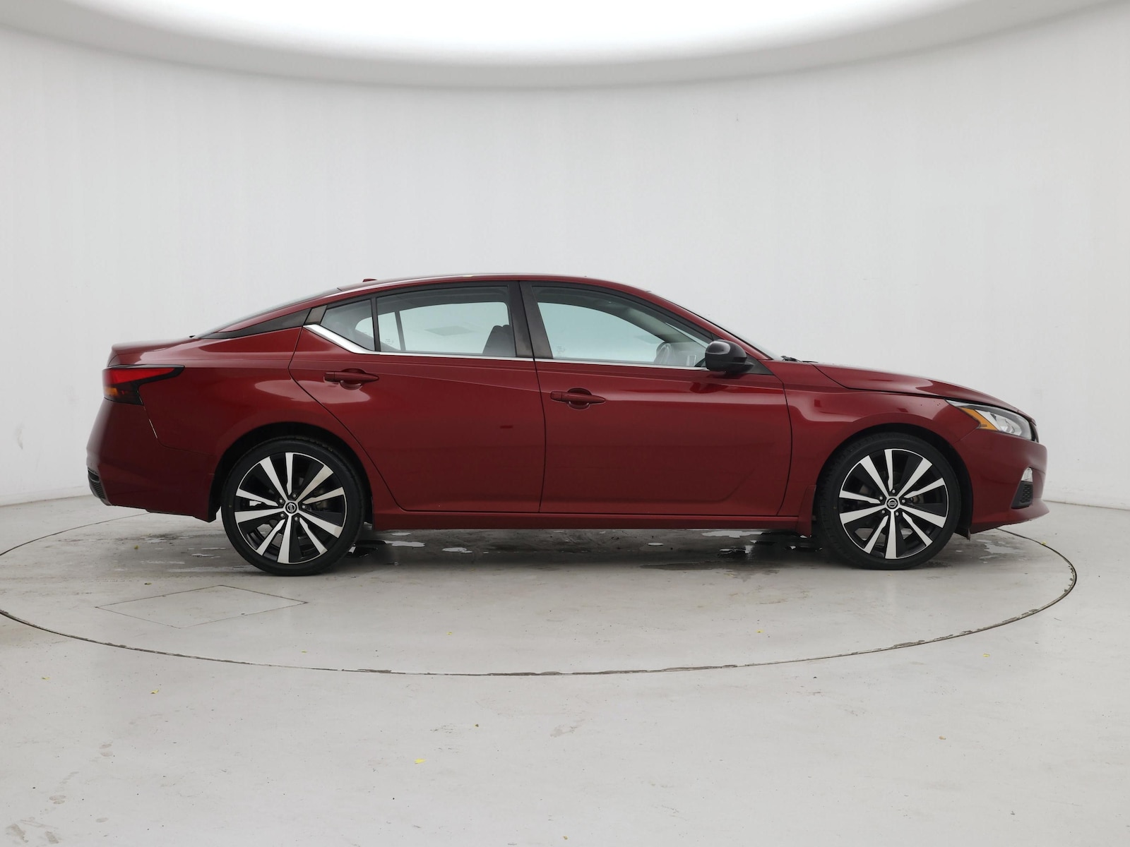 2021 Nissan Altima SR - Photo 8